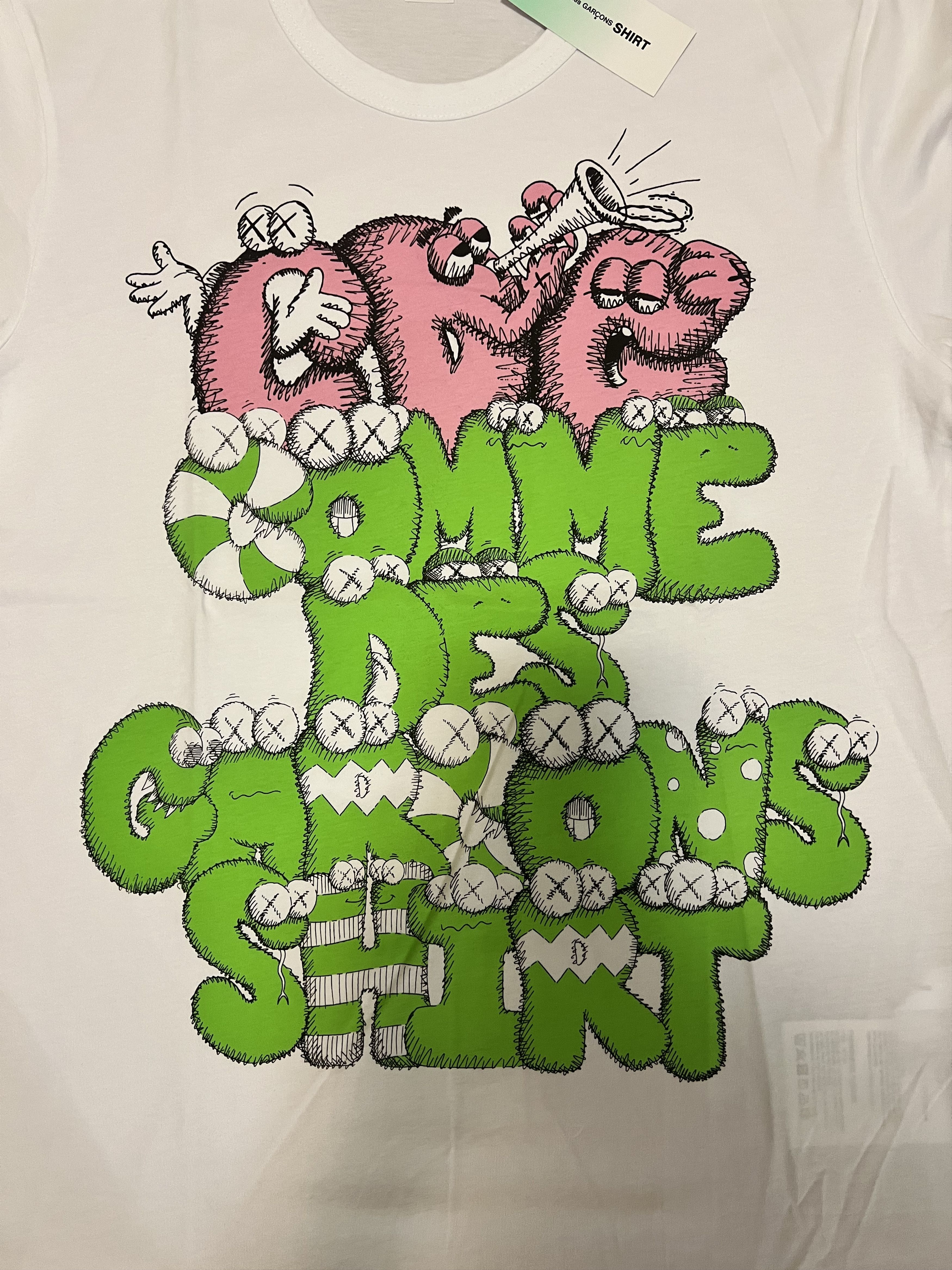 Comme des Garcons SHIRT × Kaws 💚 Comme des Garçons CDG Shirt x KAWS White Tee Large NEW Size US L / EU 52-54 / 3 - 3 Thumbnail