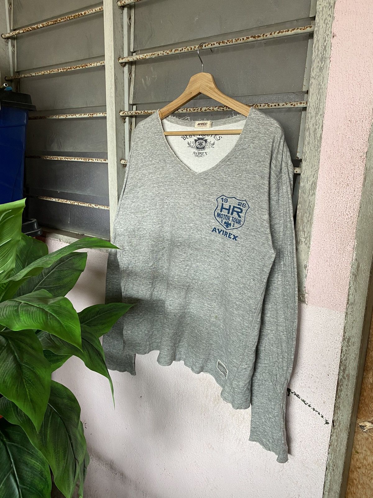 Avirex Motor Tour V Neck Long Sleeve