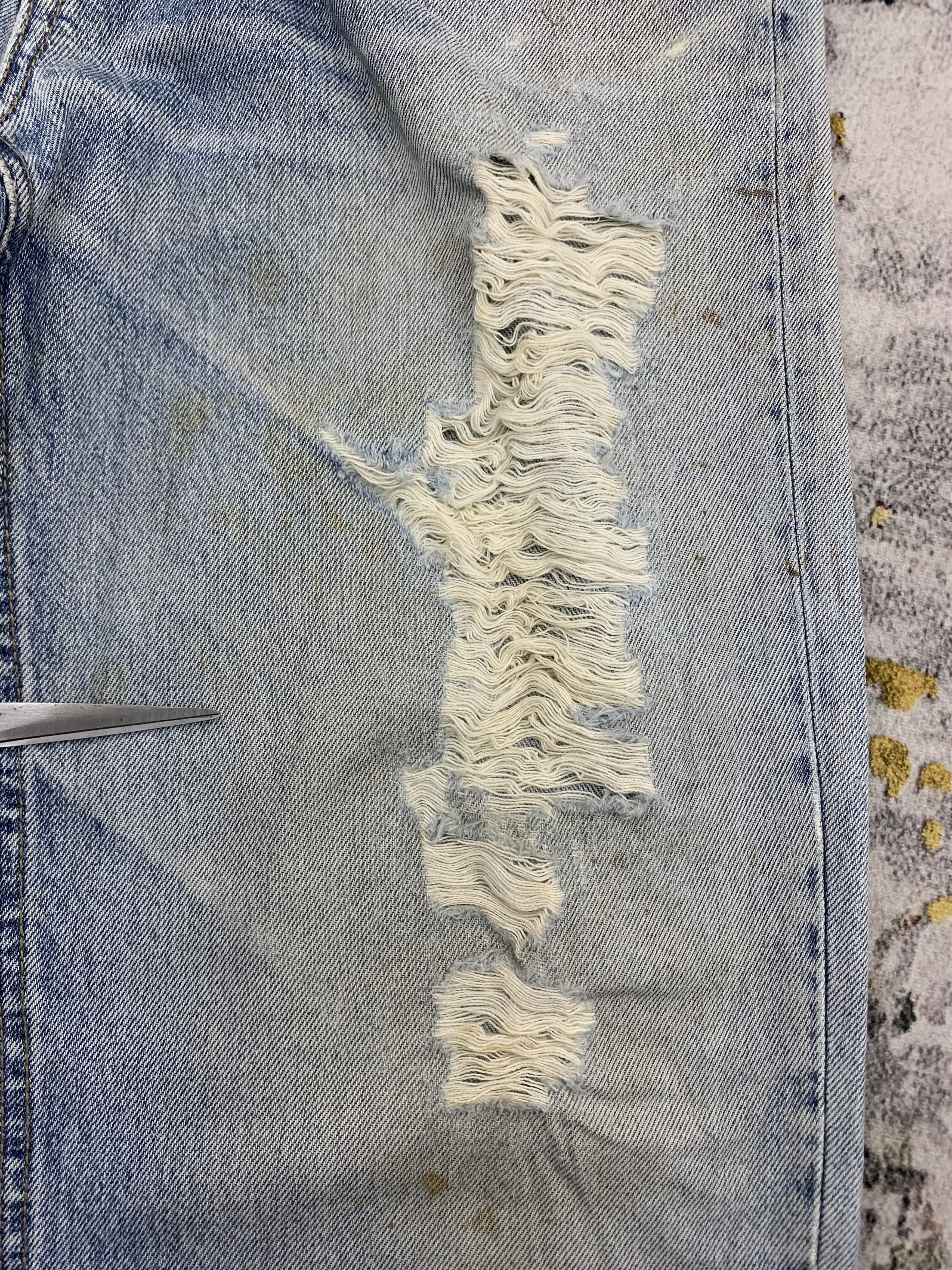 Edwin Vintage Edwin Denim 28x27 Light Wash Distressed Size US 28 / EU 44 - 4 Thumbnail