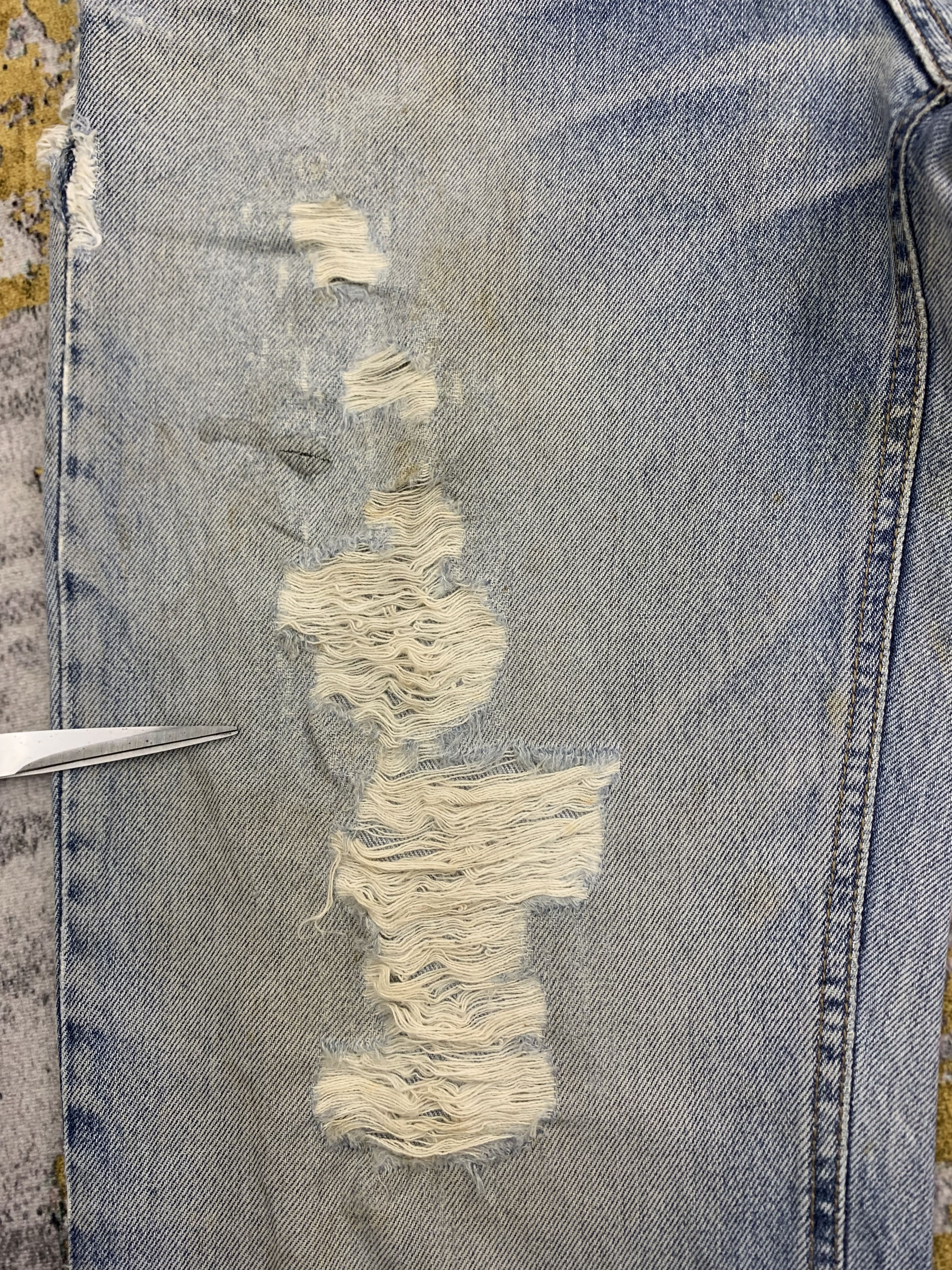 Edwin Vintage Edwin Denim 28x27 Light Wash Distressed Size US 28 / EU 44 - 5 Thumbnail