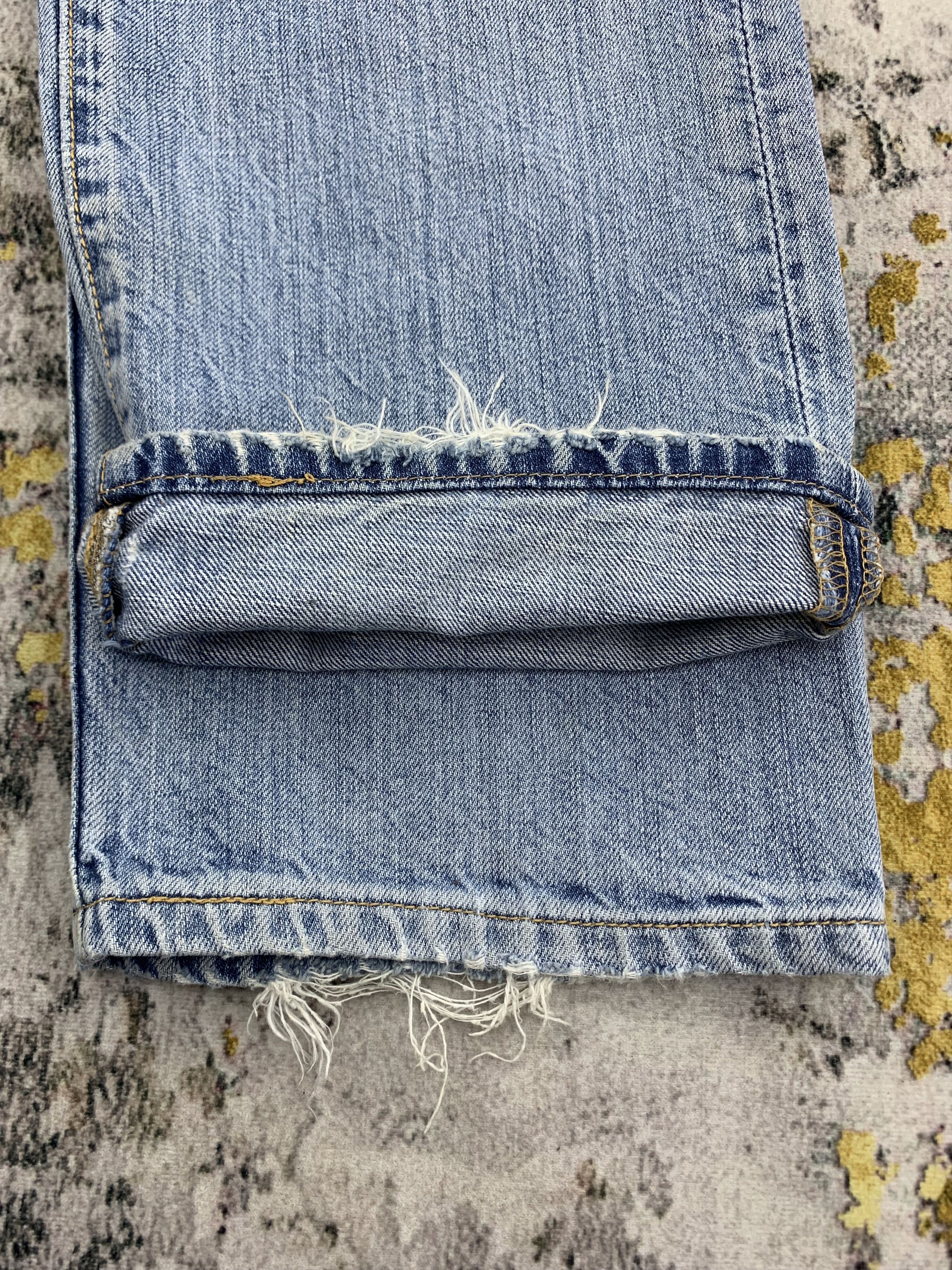 Levi's Vintage Levi's 501 Denim 32x32 Ripped Light Wash Faded Size US 32 / EU 48 - 13 Thumbnail