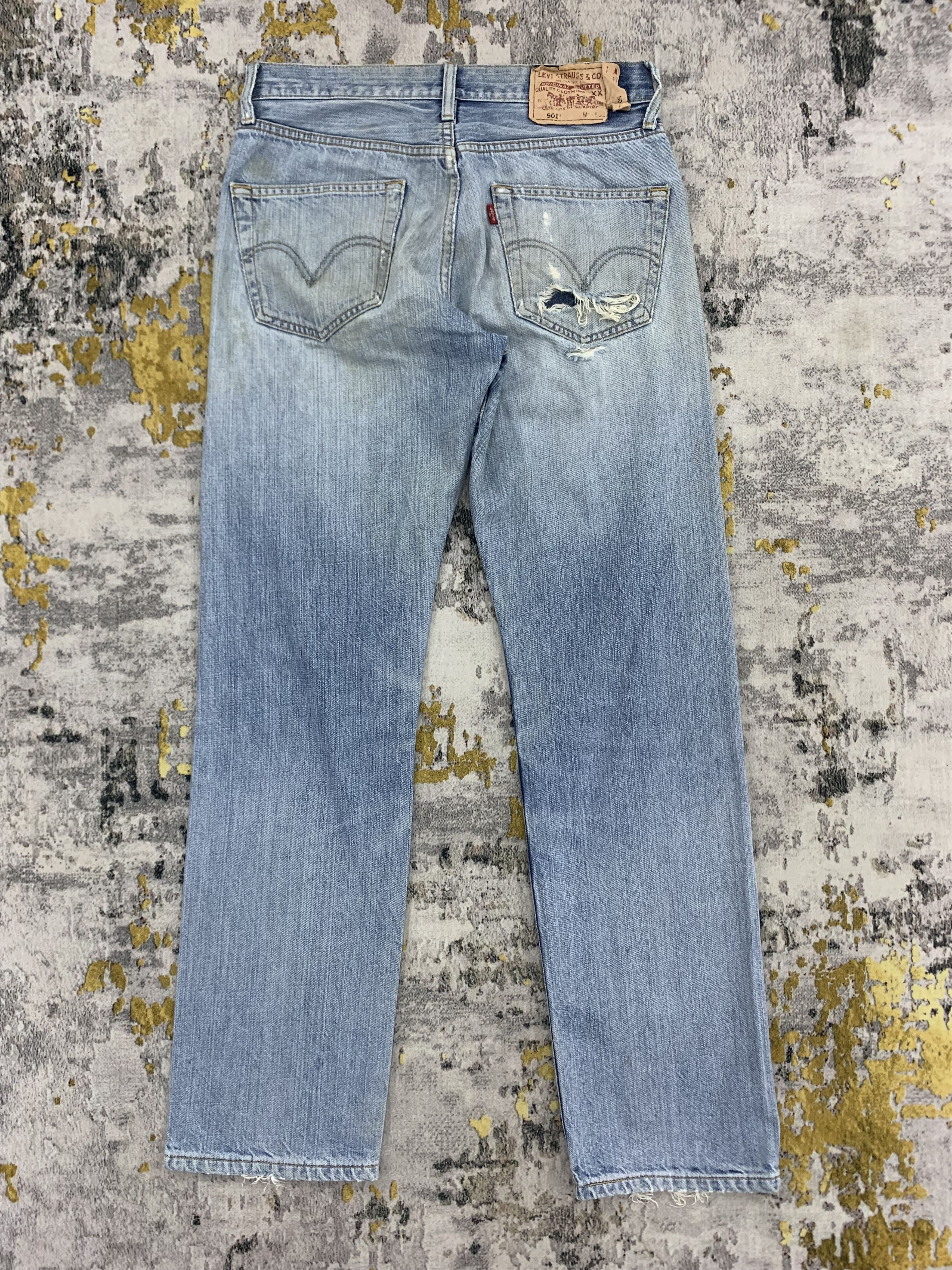 Levi's Vintage Levi's 501 Denim 32x32 Ripped Light Wash Faded Size US 32 / EU 48 - 8 Thumbnail
