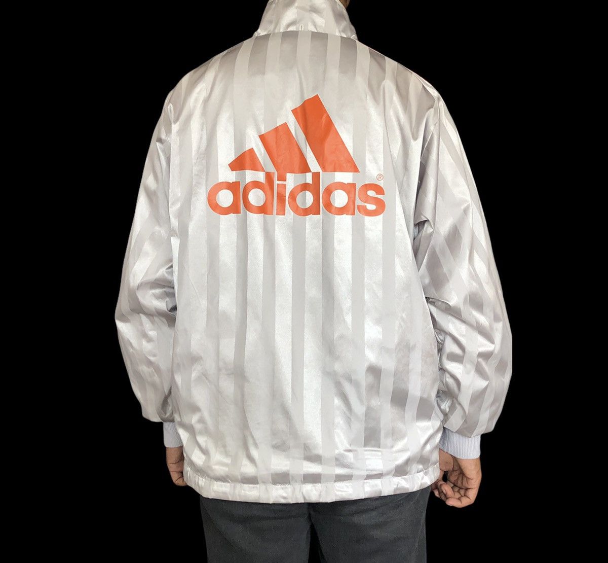 Adidas Vintage 90s Adidas Big Logo 3 Stripes Light Jacket Size US L / EU 52-54 / 3 - 6 Thumbnail