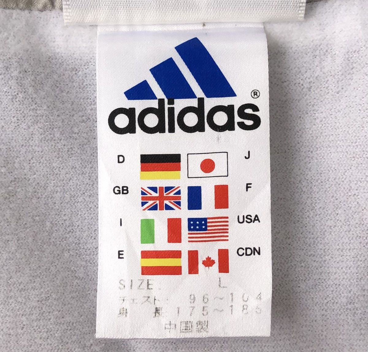 Adidas Vintage 90s Adidas Big Logo 3 Stripes Light Jacket Size US L / EU 52-54 / 3 - 18 Thumbnail