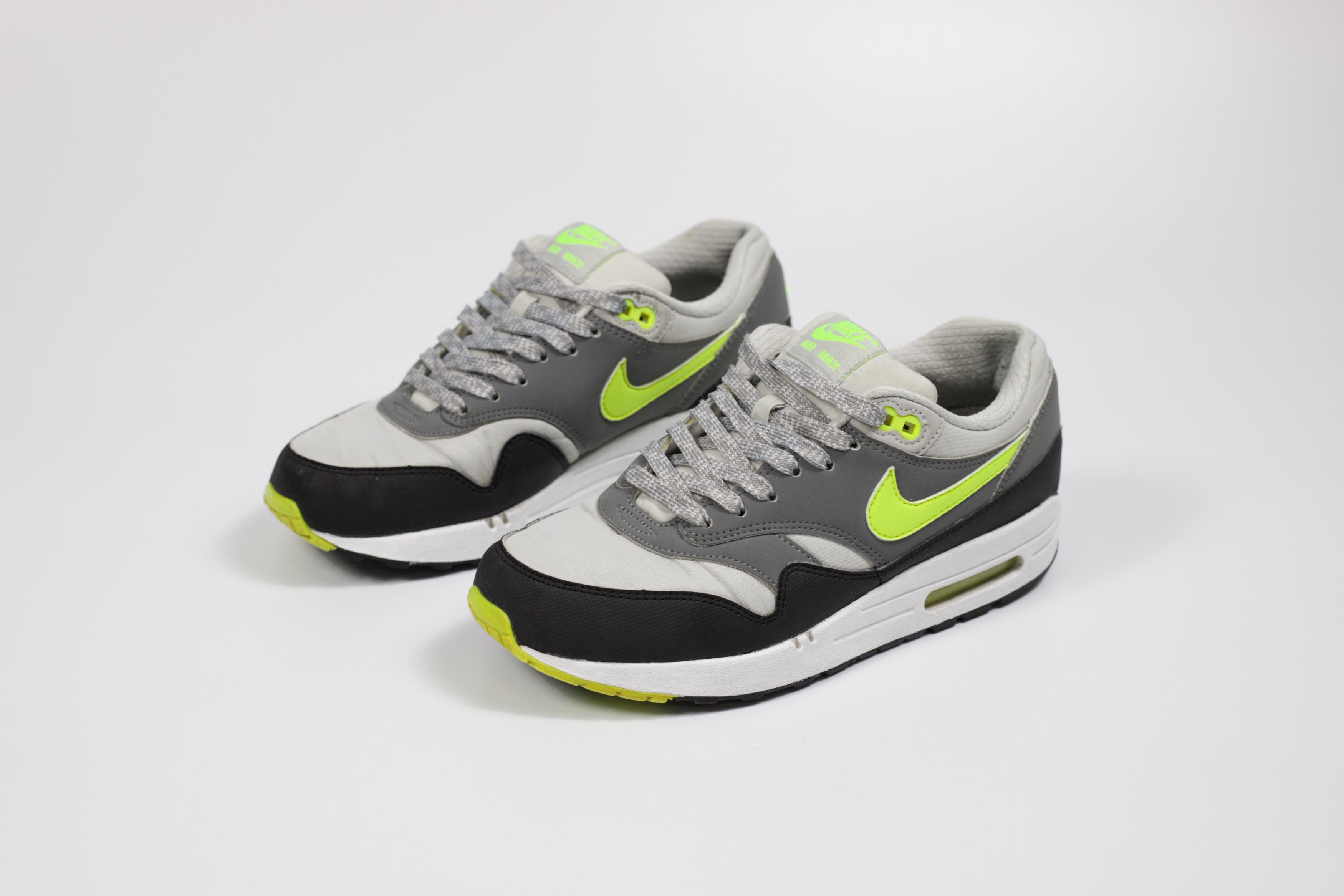 Nike 2013 Nike Air Max 1 Essential "Neon" Size US 7 / EU 40 - 1 Thumbnail