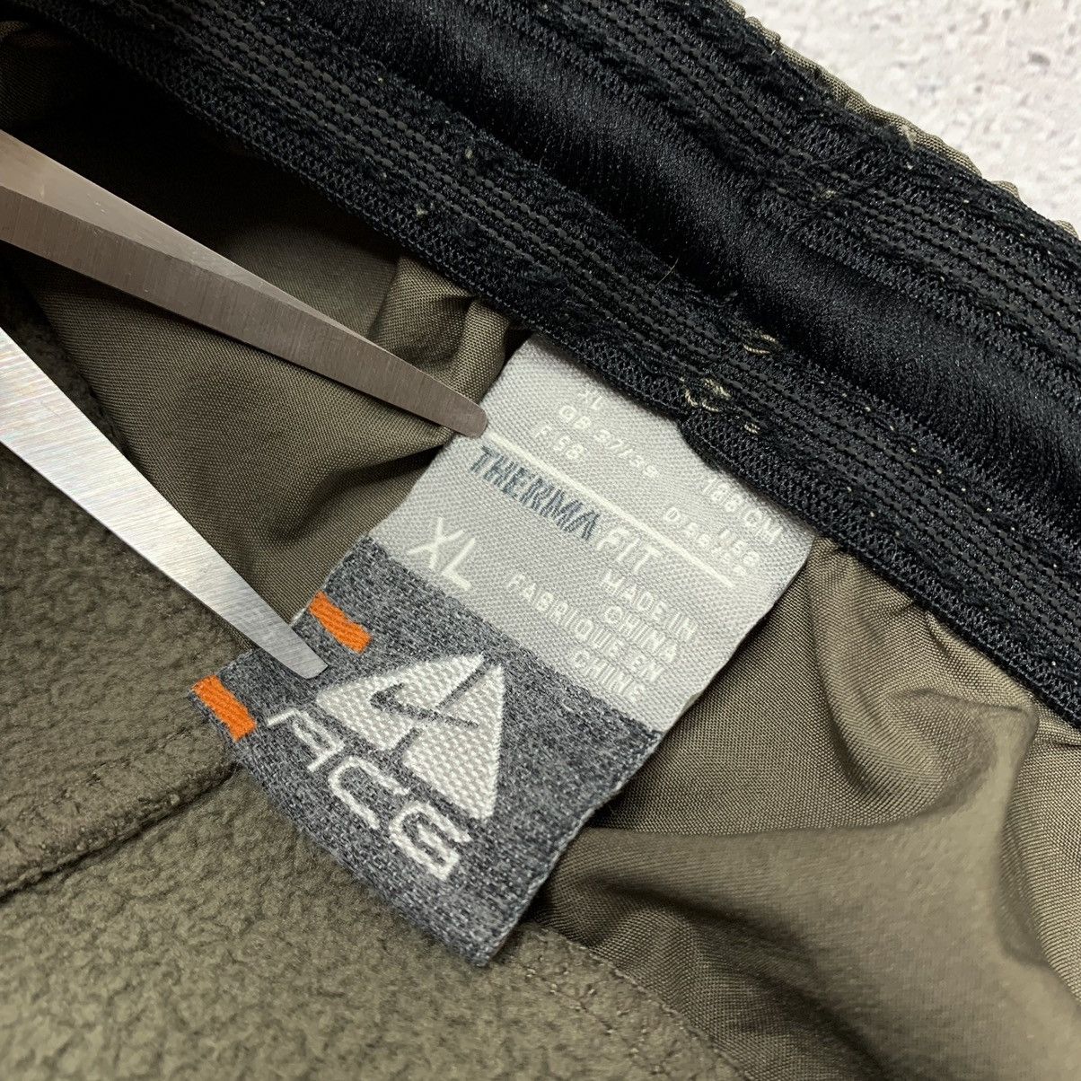 Nike ACG Vintage Nike ACG Fleece Sweatpants Therma Fit Size US 36 / EU 52 - 15 Thumbnail