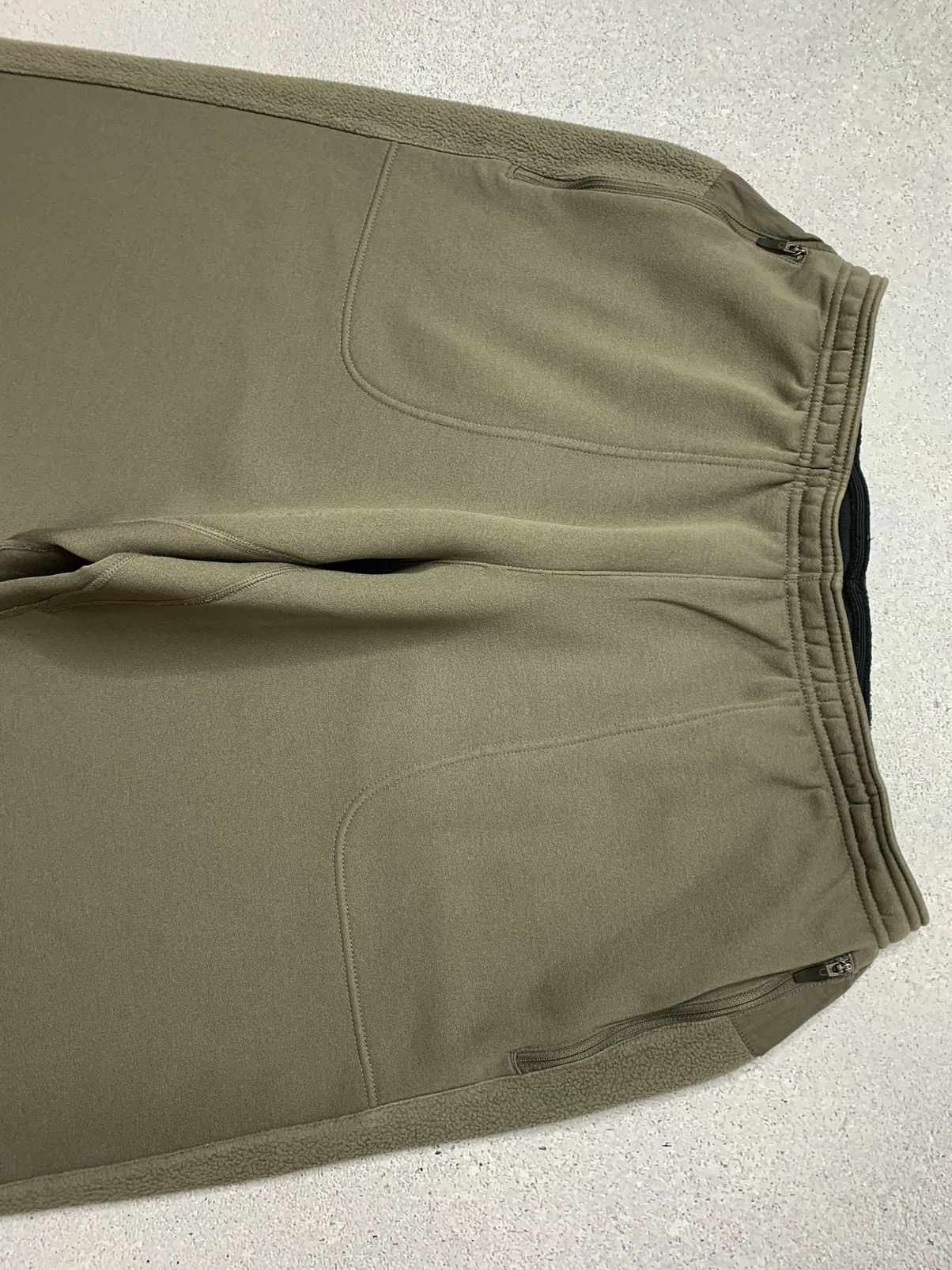 Nike ACG Vintage Nike ACG Fleece Sweatpants Therma Fit Size US 36 / EU 52 - 2 Thumbnail