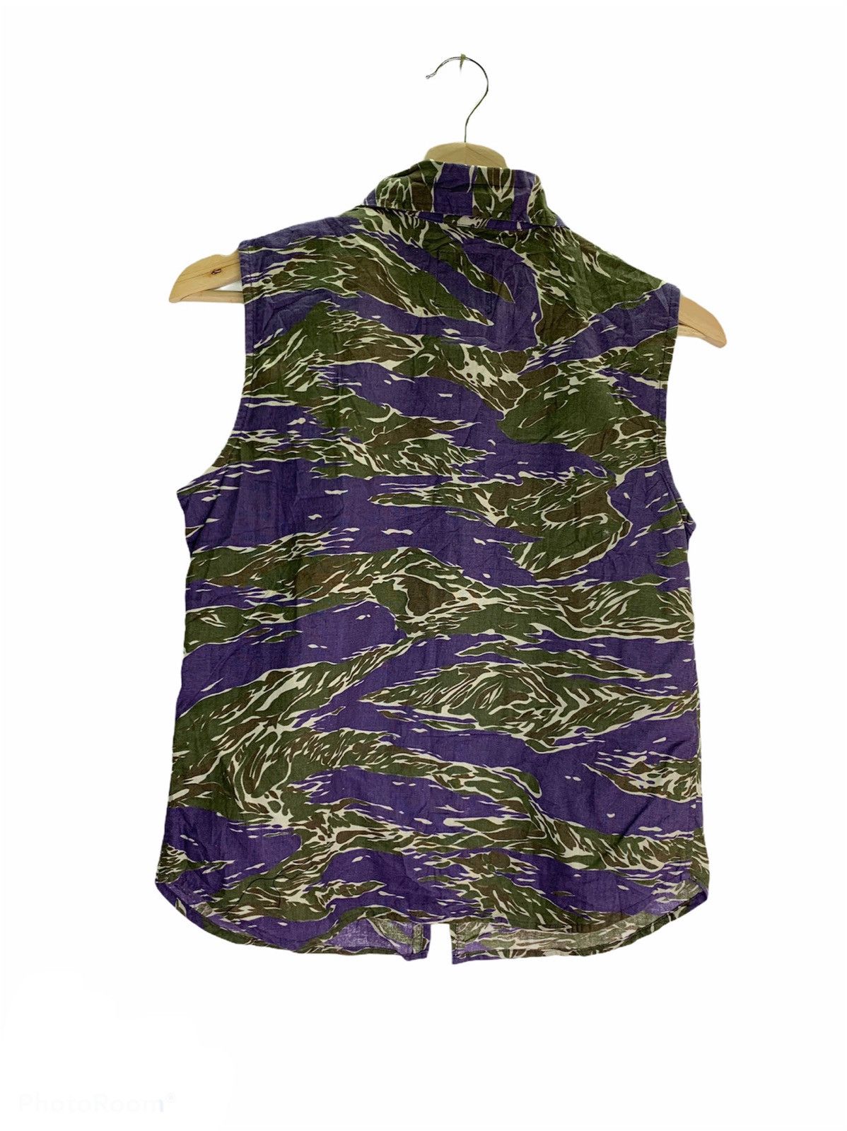 agnes b. JapaneseBrand Agnes B tiger stripes Camo Zip up Vest Size US S / EU 44-46 / 1 - 2 Thumbnail