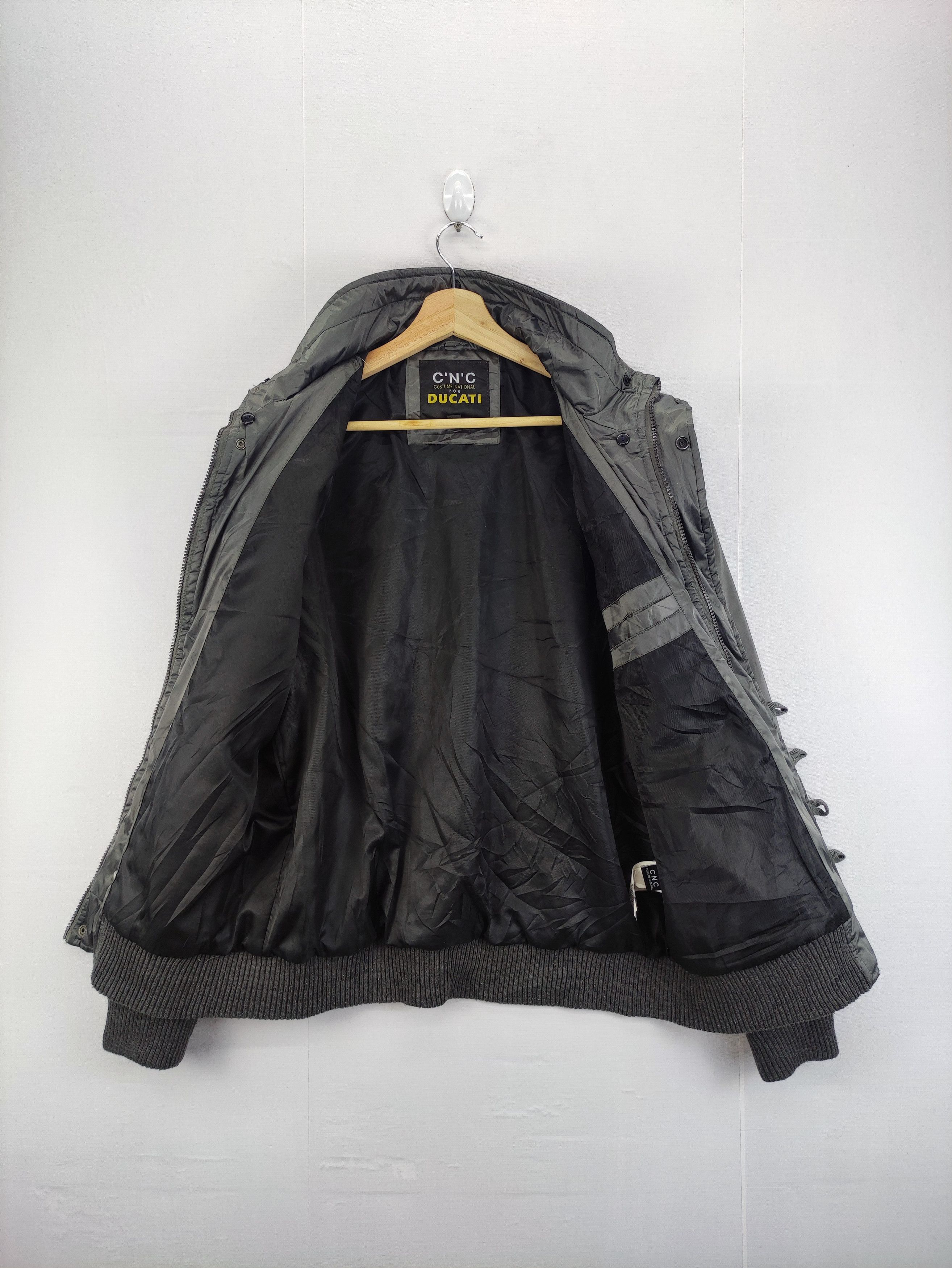 Ducati Vintage Costume National Ducati Jacket Zipper With Hoodie Size US XL / EU 56 / 4 - 10 Thumbnail