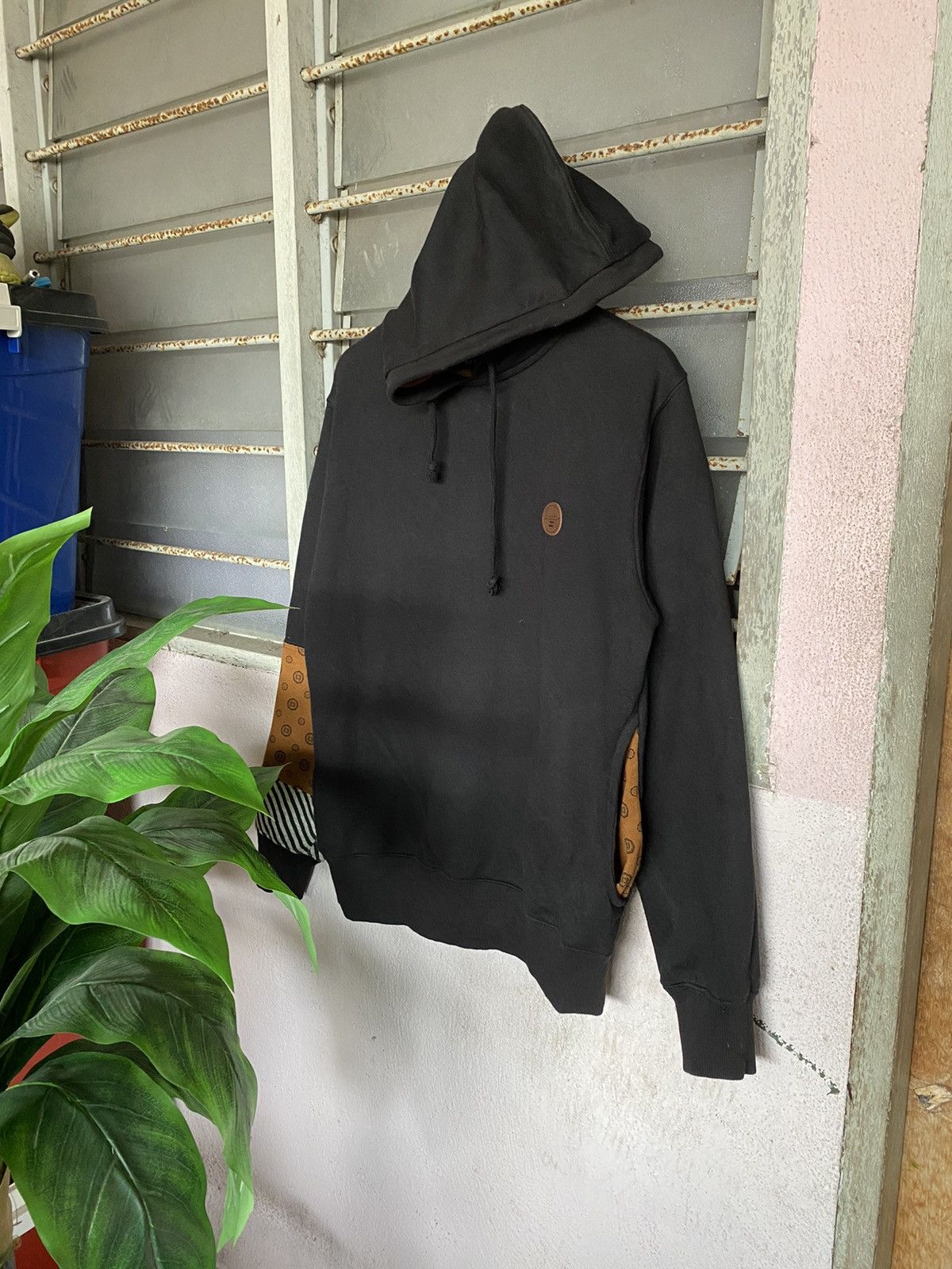 Billabong Vintage Billabong Hoodie Size US M / EU 48-50 / 2 - 1 Thumbnail