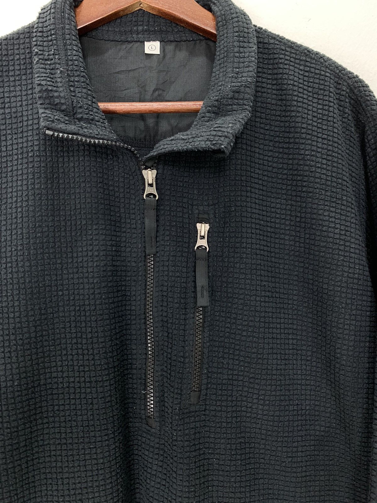 Japanese Brand × Uniqlo UNIQLO Brick Block Fleece Multipocket HalfZipper Sweatshirt Size US L / EU 52-54 / 3 - 8 Thumbnail