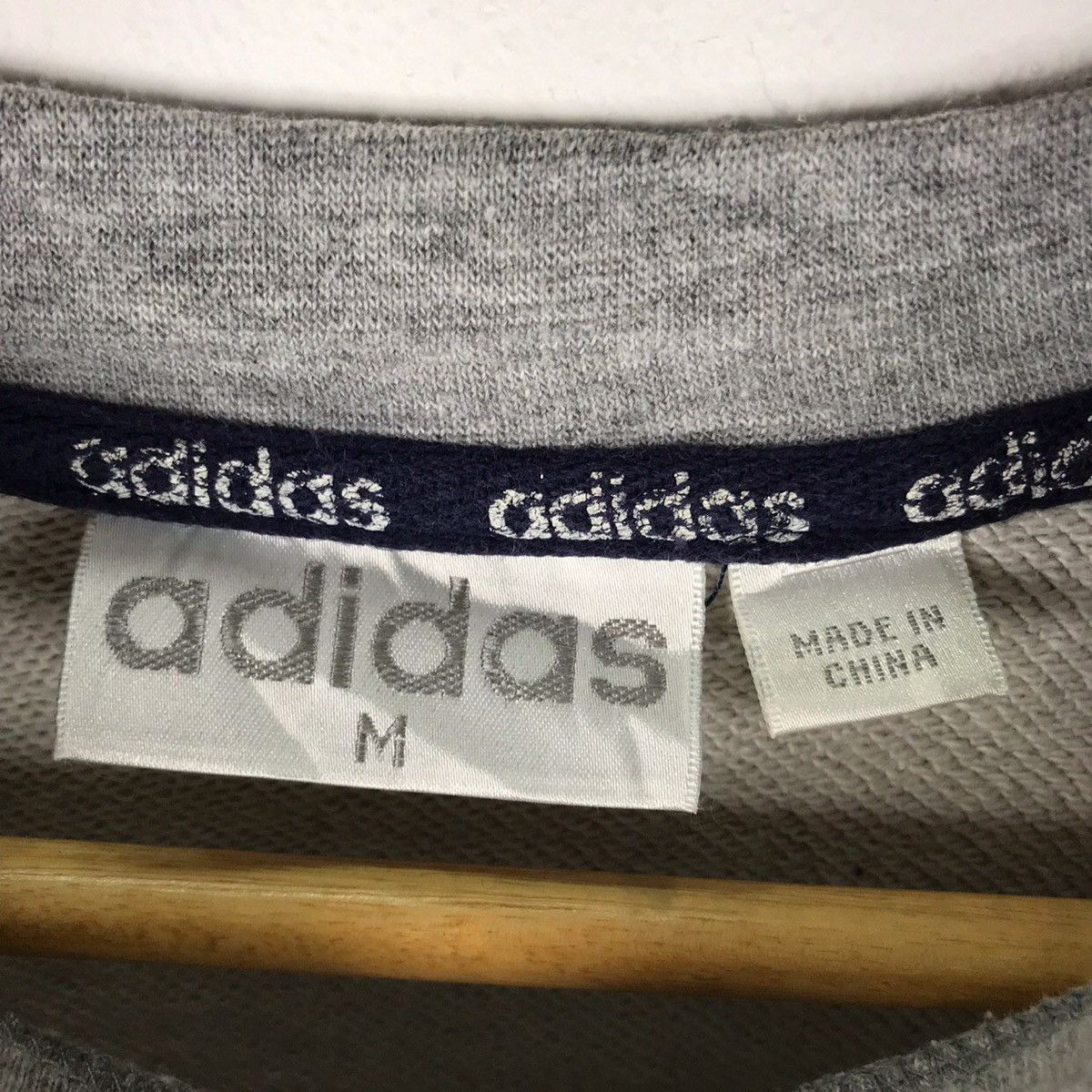 Adidas Adidas Three Stripe Basketball Sky Jam Crewneck Jumper Size US M / EU 48-50 / 2 - 8 Thumbnail