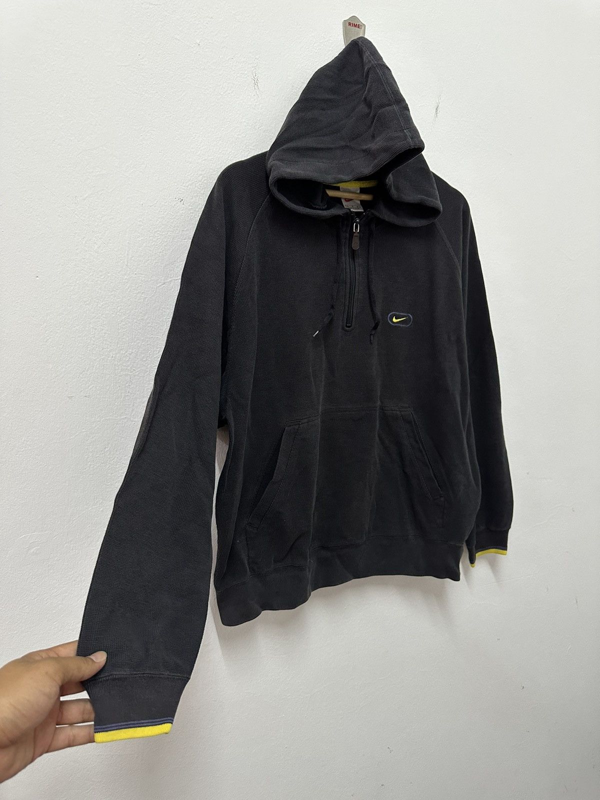 Nike × Vintage Vintage 90’s Nike Swoosh Mini Logo Embroidery Hoodie Size US L / EU 52-54 / 3 - 7 Thumbnail