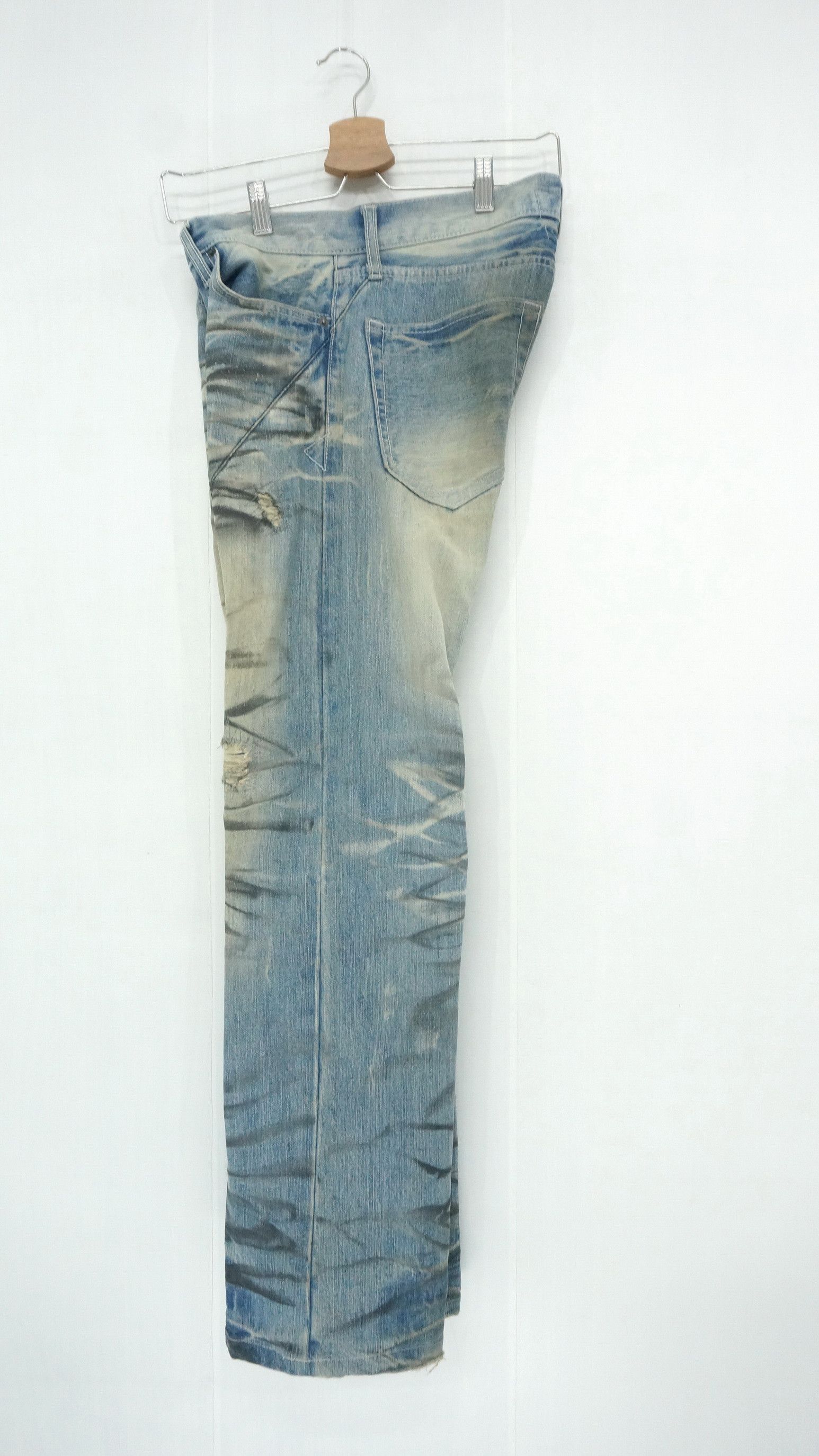 Japanese Brand Rare! NEUTRAL INFINITY Distressed Smoke Dirty Tint Jeans Size US 30 / EU 46 - 4 Thumbnail