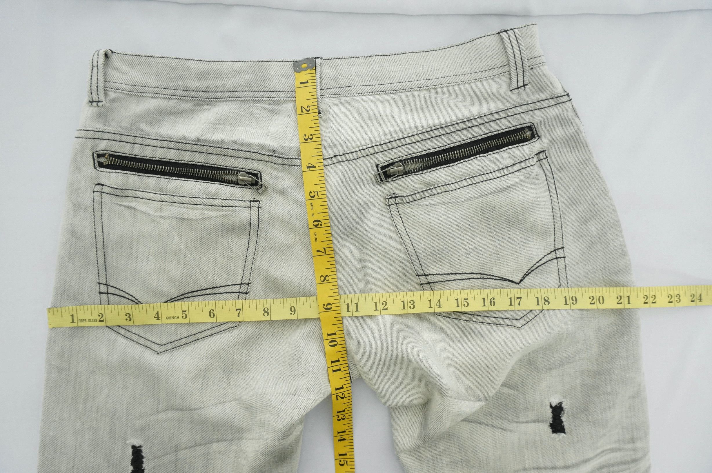Japanese Brand Vintage! IN THE ATTIC Distressed Worn Low Rise Jeans Size US 31 - 18 Thumbnail