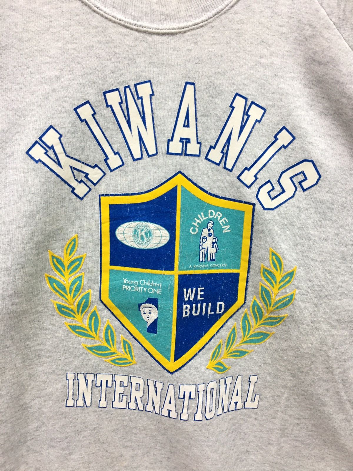 Fruit Of The Loom × Japanese Brand Vintage 90s Kiwanis international Sweatshirt Size US L / EU 52-54 / 3 - 3 Thumbnail
