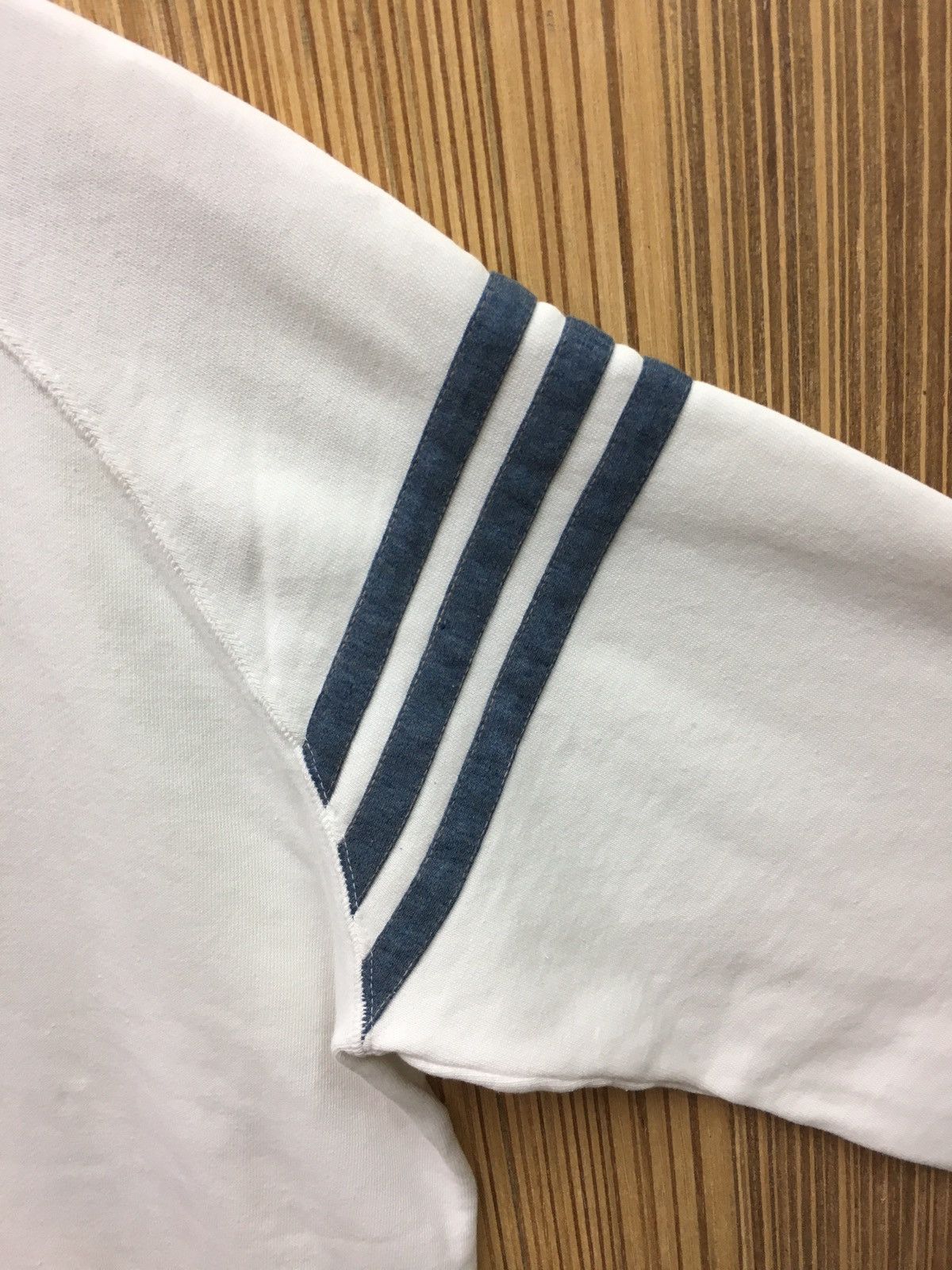 Adidas × Vintage Vintage Adidas Small Logo Sweatshirt Size US M / EU 48-50 / 2 - 5 Thumbnail