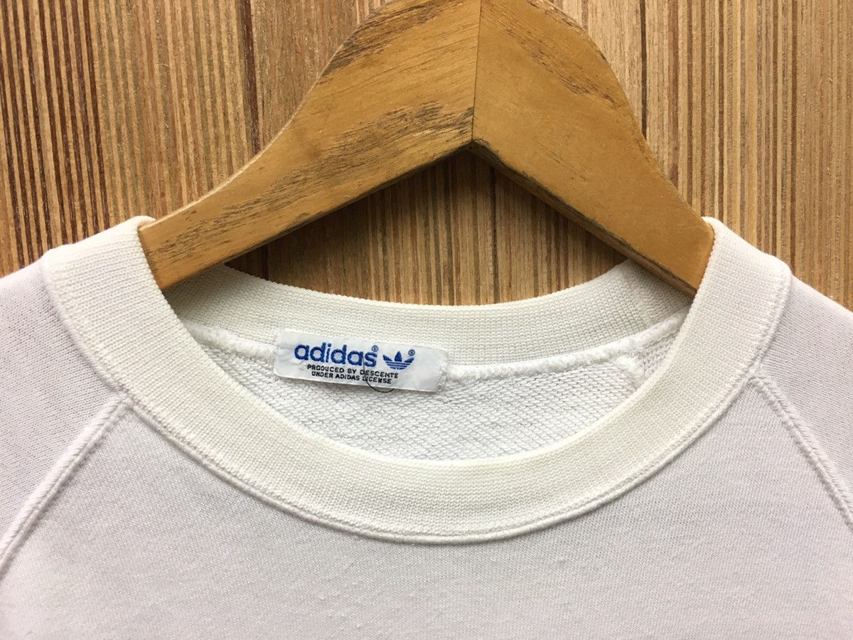 Adidas × Vintage Vintage Adidas Small Logo Sweatshirt Size US M / EU 48-50 / 2 - 8 Thumbnail