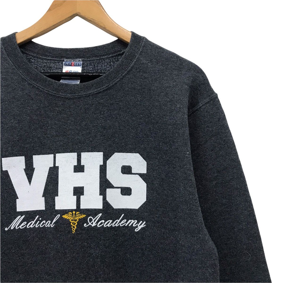 Vintage VHS Medical Academy Big Logo Sweatshirt Size US S / EU 44-46 / 1 - 4 Thumbnail