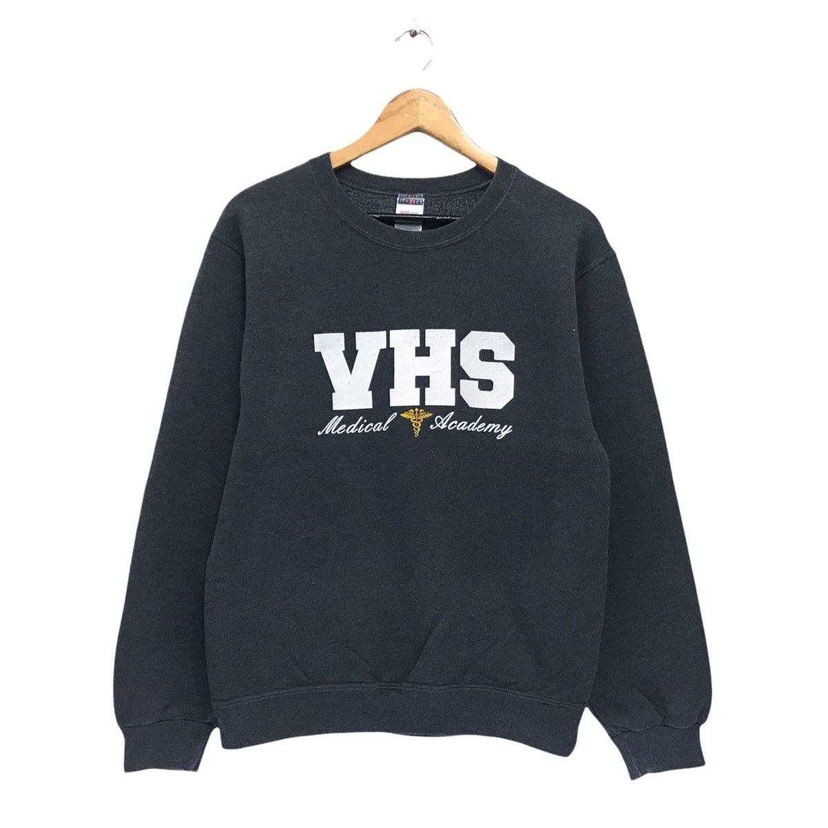 Vintage VHS Medical Academy Big Logo Sweatshirt Size US S / EU 44-46 / 1 - 1 Thumbnail