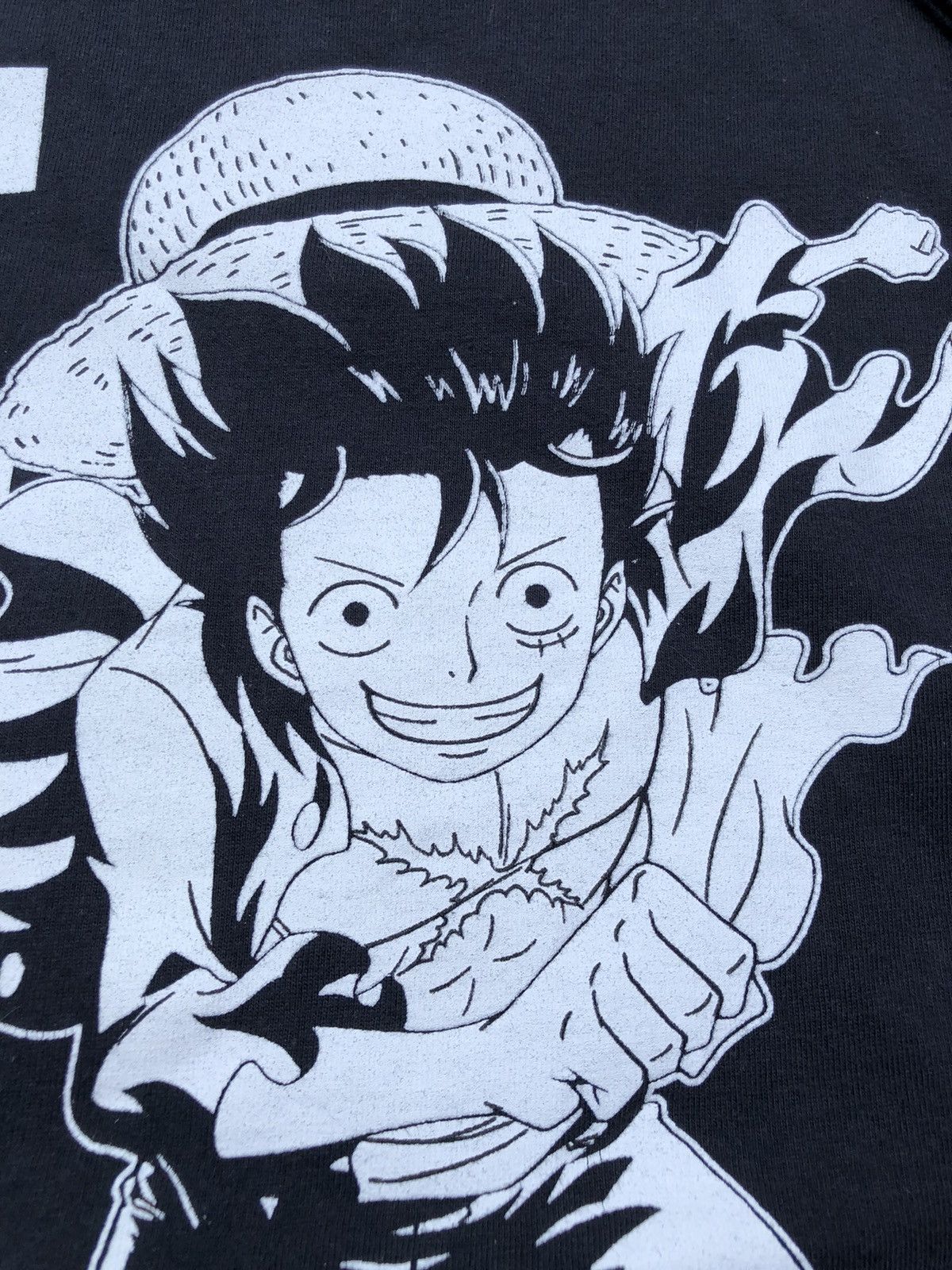 Anime Vintage 2000s One Piece Monkey D Luffy Pirate King Tee Size US L / EU 52-54 / 3 - 4 Thumbnail