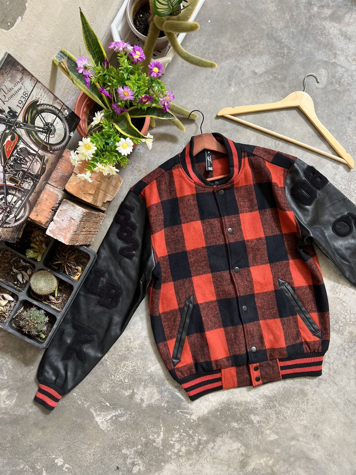 Japanese Brand STEALS 🏴‍☠️ Japanese Wool Varsity Jacket Size US M / EU 48-50 / 2 - 3 Thumbnail