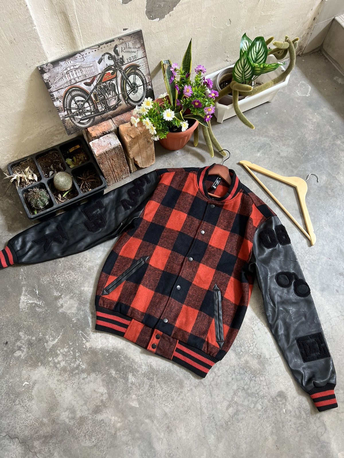Japanese Brand STEALS 🏴‍☠️ Japanese Wool Varsity Jacket Size US M / EU 48-50 / 2 - 17 Thumbnail