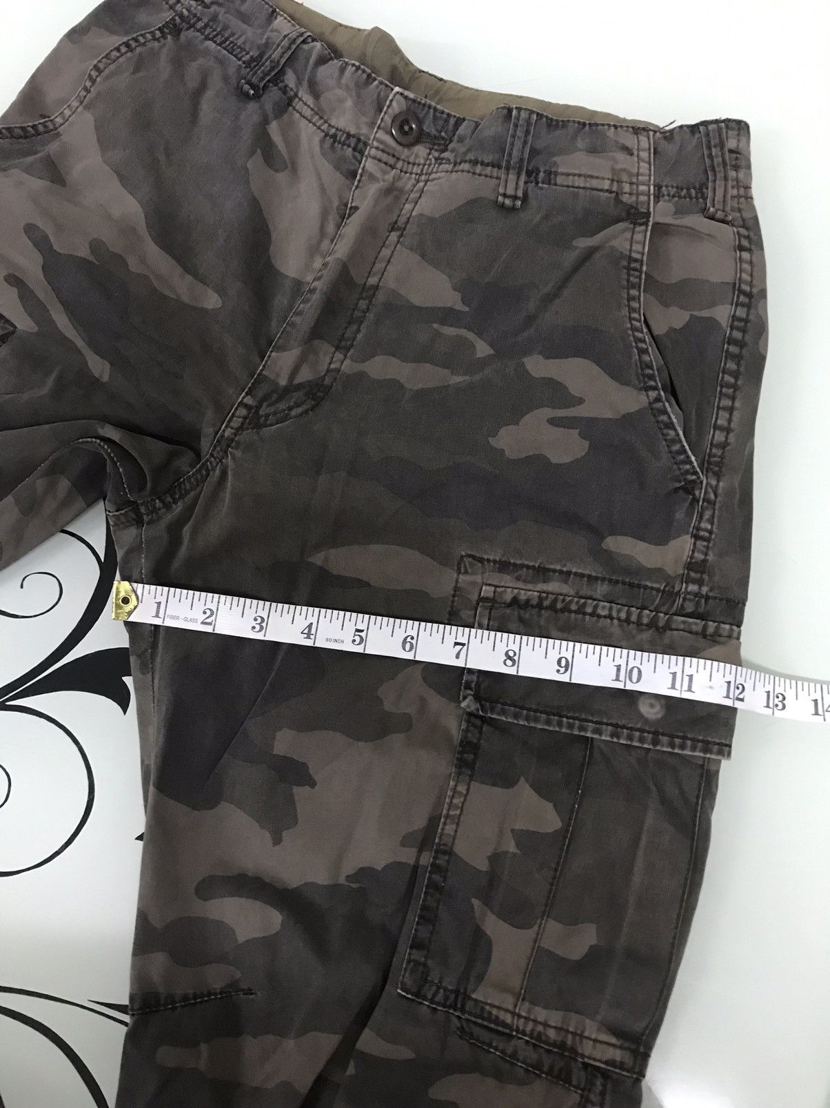 Japanese Brand Vintage Uniqlo Camo Army Green Straight Cut Cargo Pants Size US 31 - 18 Thumbnail