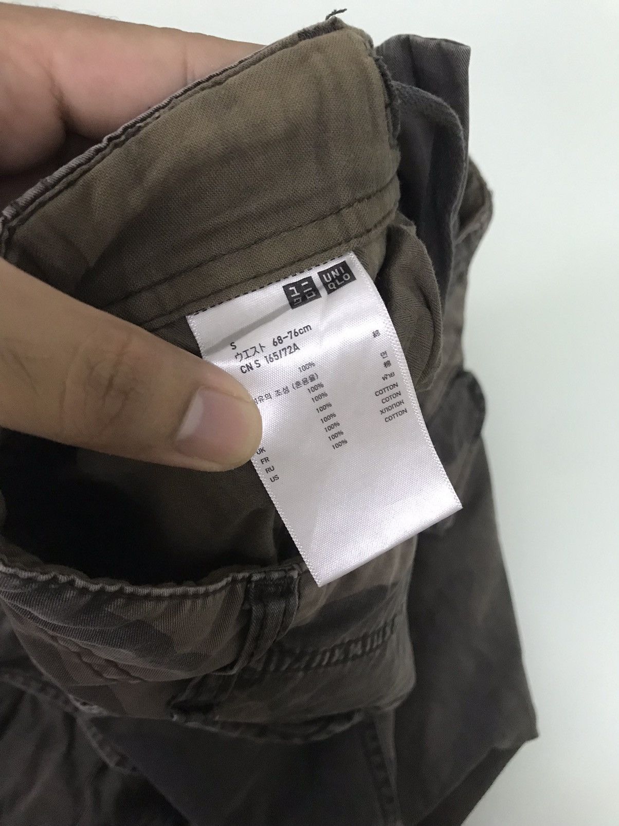 Japanese Brand Vintage Uniqlo Camo Army Green Straight Cut Cargo Pants Size US 31 - 15 Thumbnail