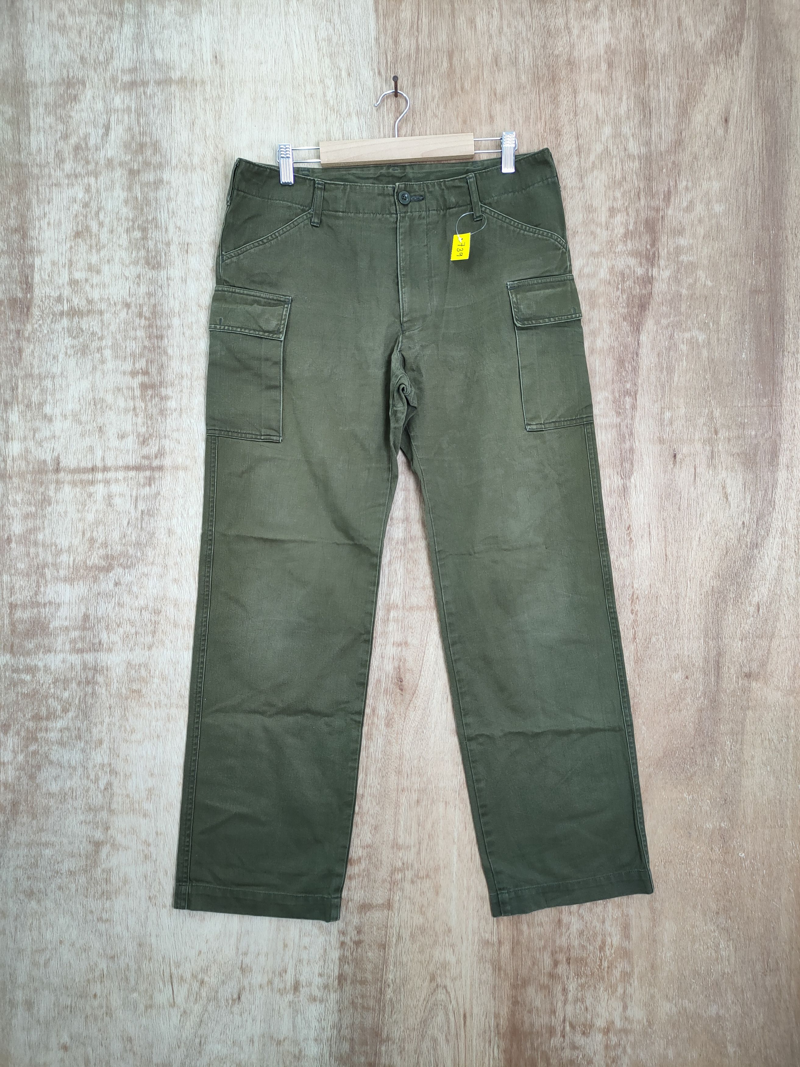 image of Tabloid News Green Utility Vintage Cargo Pants 739Dl, Men's (Size 31)