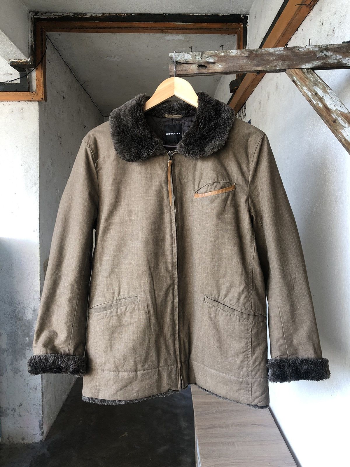 image of Boycott B-3 Shearling Style Jackets For Winter in Brown, Men's (Size Medium)