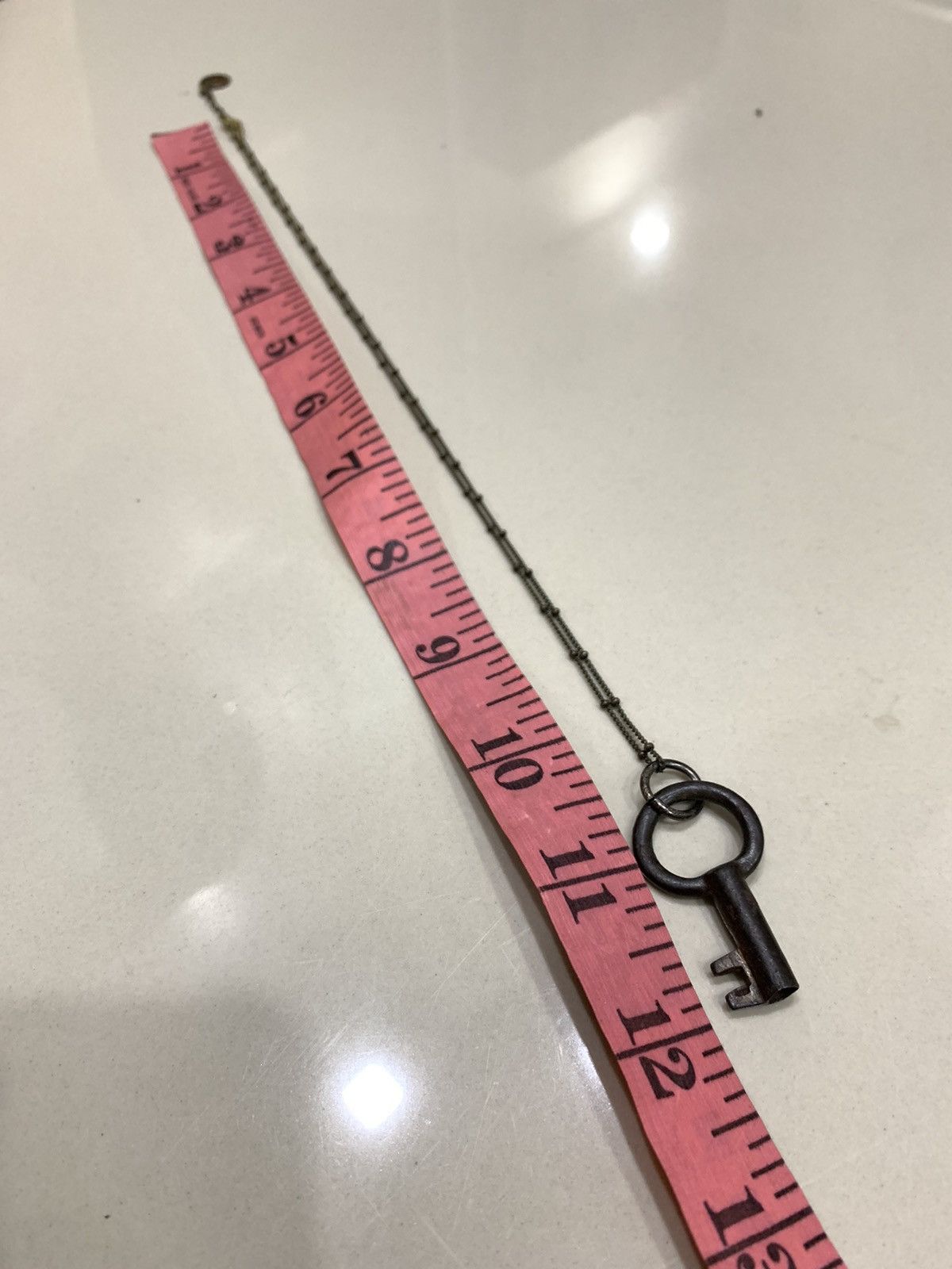 Designer × Jewelry VINTAGE ERIC & LYDIE PARIS OLD HANDCUFF KEY NECKLACE Size ONE SIZE - 3 Thumbnail