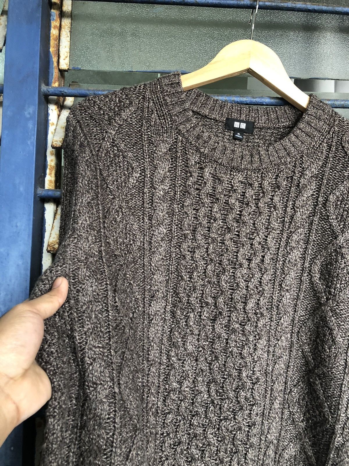 Uniqlo Vintage Uniqlo Knit Gaudy Minimalist Sweater Size US XL / EU 56 / 4 - 6 Thumbnail