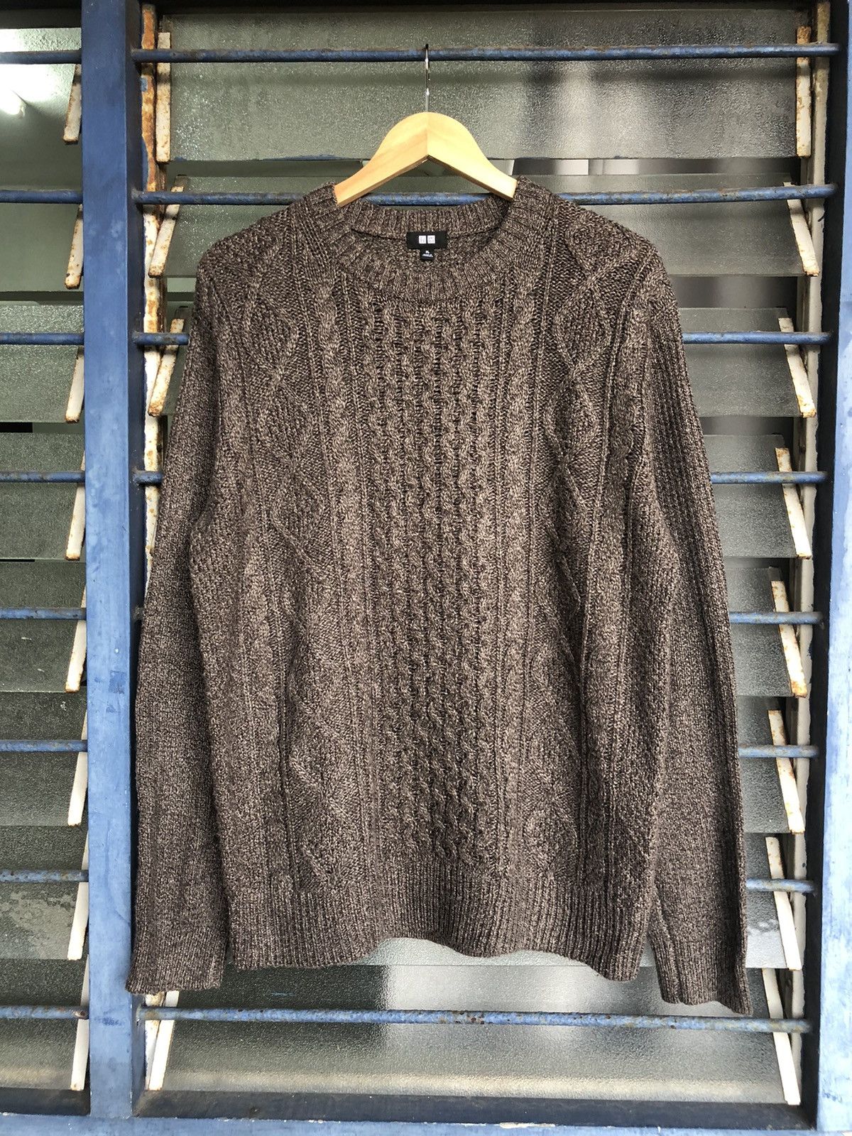 Uniqlo Vintage Uniqlo Knit Gaudy Minimalist Sweater Size US XL / EU 56 / 4 - 3 Thumbnail