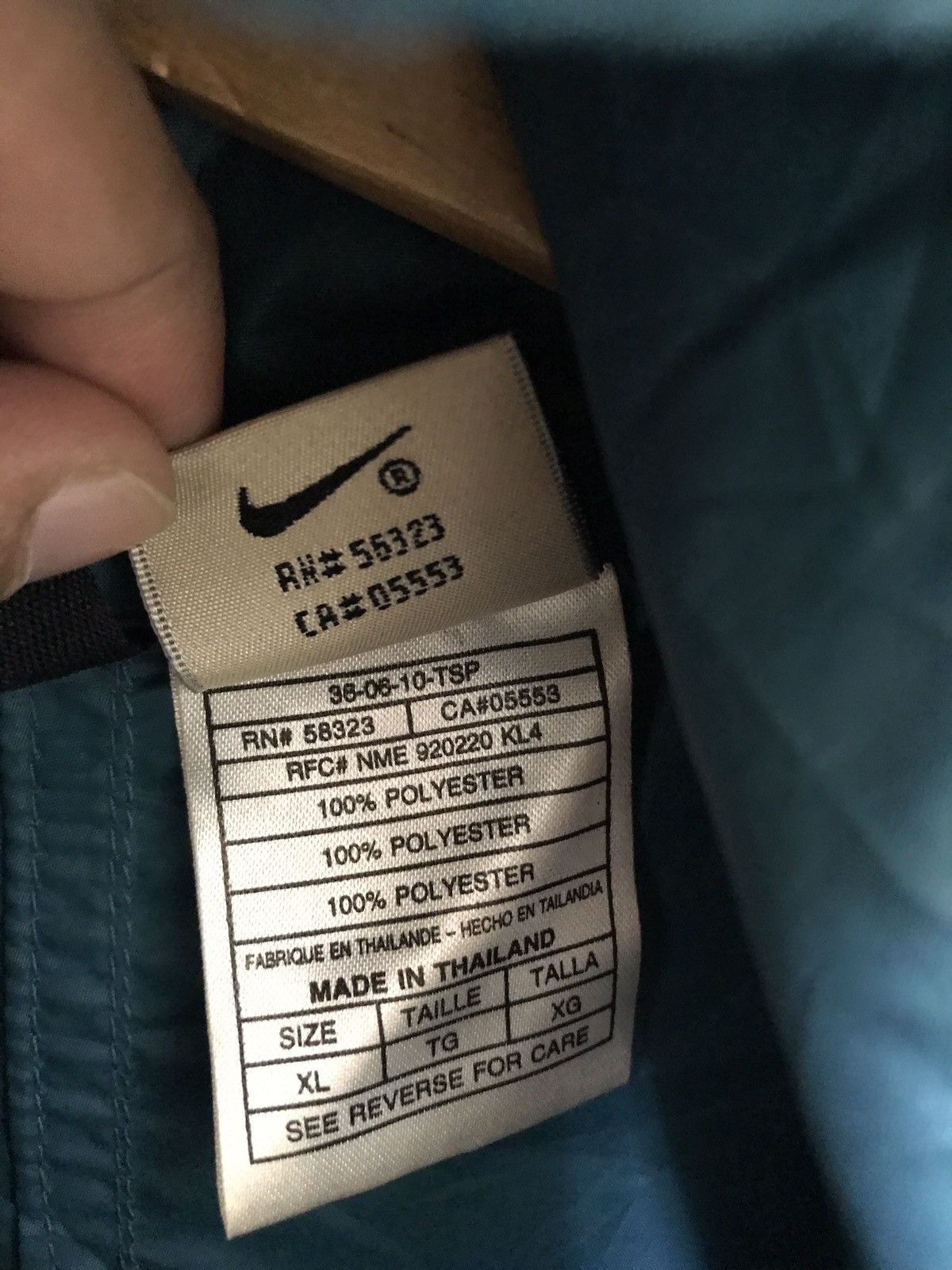 Nike ACG Nike ACG Hoodie Windbreaker Jumper Pullover Two Tone 5🟩9 Size US L / EU 52-54 / 3 - 7 Thumbnail