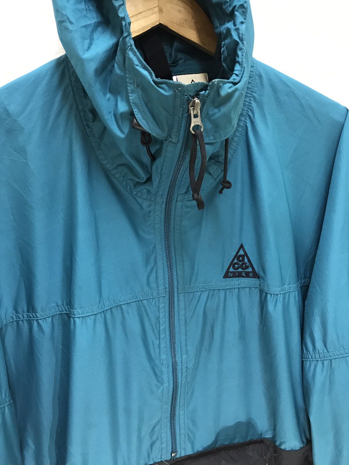 Nike ACG Nike ACG Hoodie Windbreaker Jumper Pullover Two Tone 5🟩9 Size US L / EU 52-54 / 3 - 3 Thumbnail