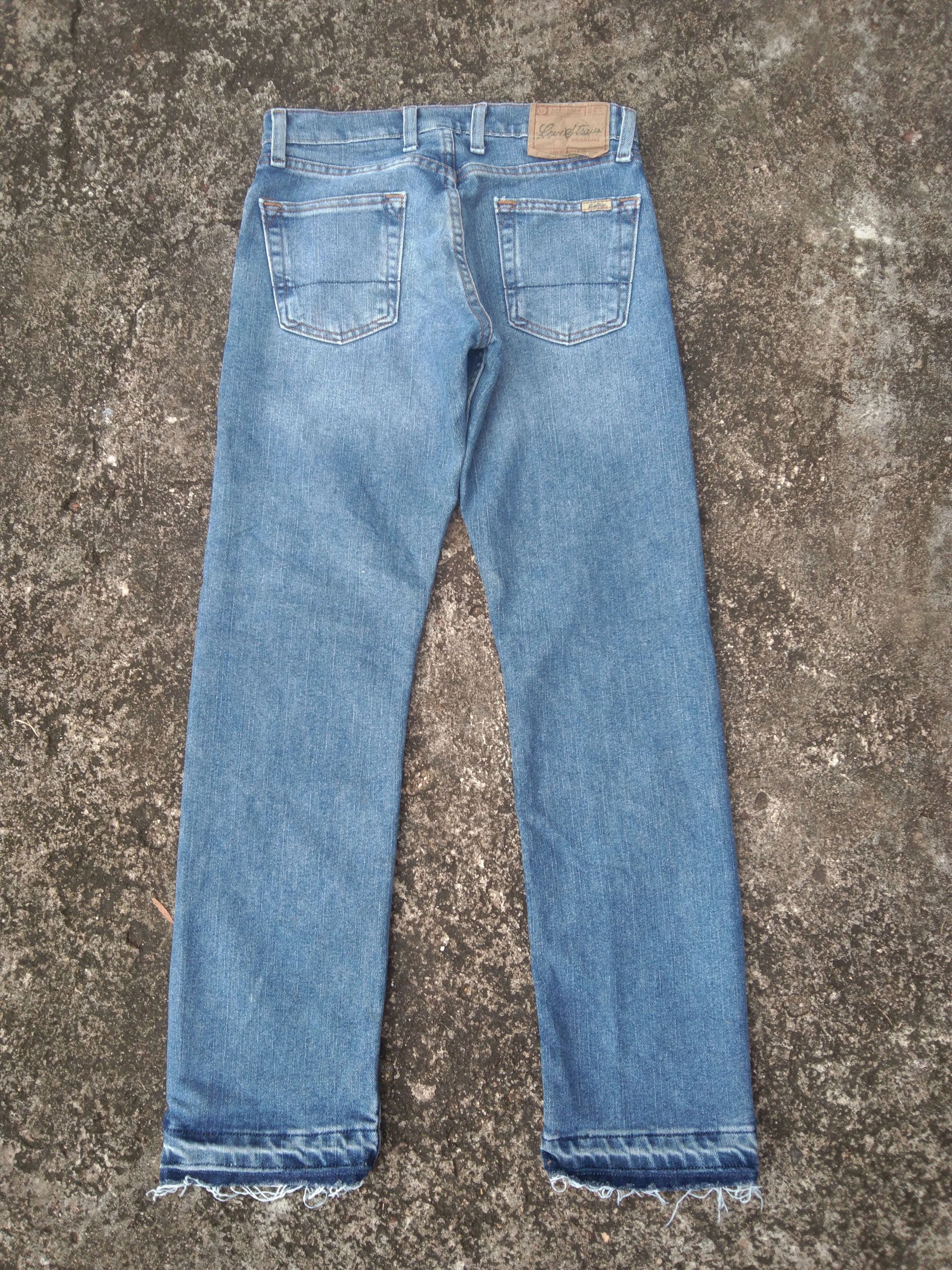 Jean Vintage Levi's Signature Released Hem Jeans 29x30 Size US 29 - 2 Thumbnail