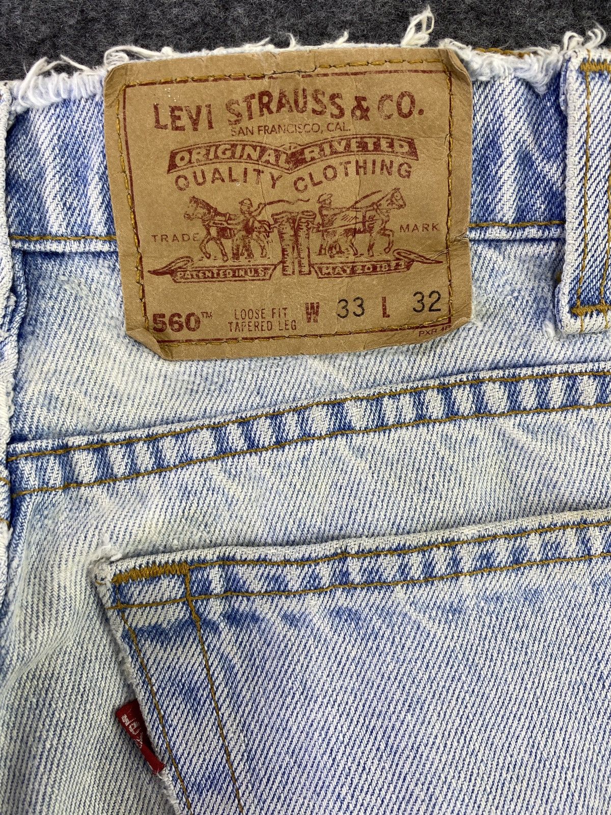 Levi's 90s Vintage Levi's 560 Jeans Blue Wash 33x32 - J771 Size US 33 - 9 Thumbnail