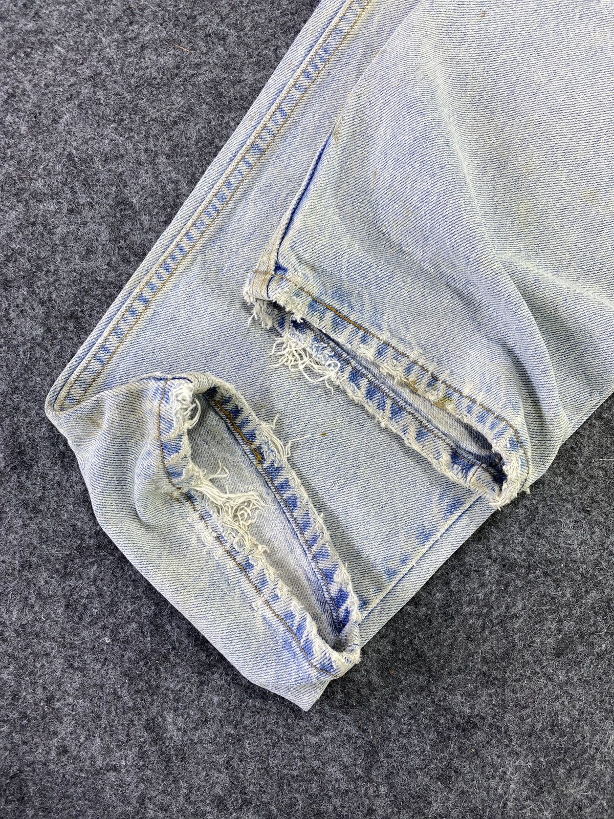 Levi's 90s Vintage Levi's 560 Jeans Blue Wash 33x32 - J771 Size US 33 - 8 Thumbnail