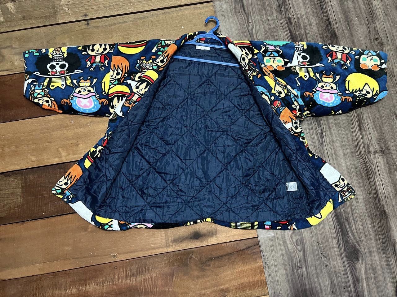 Anime VINTAGE KIMONO FULLPRINT ANIME ONE PIECE Size US M / EU 48-50 / 2 - 7 Thumbnail