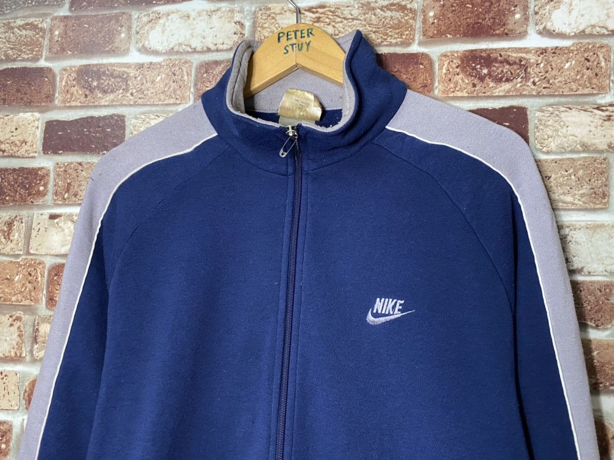 Nike × Vintage VINTAGE NIKE SWEATER FULL ZIPPER SMALL LOGO EMBROIDERED Size US L / EU 52-54 / 3 - 3 Thumbnail