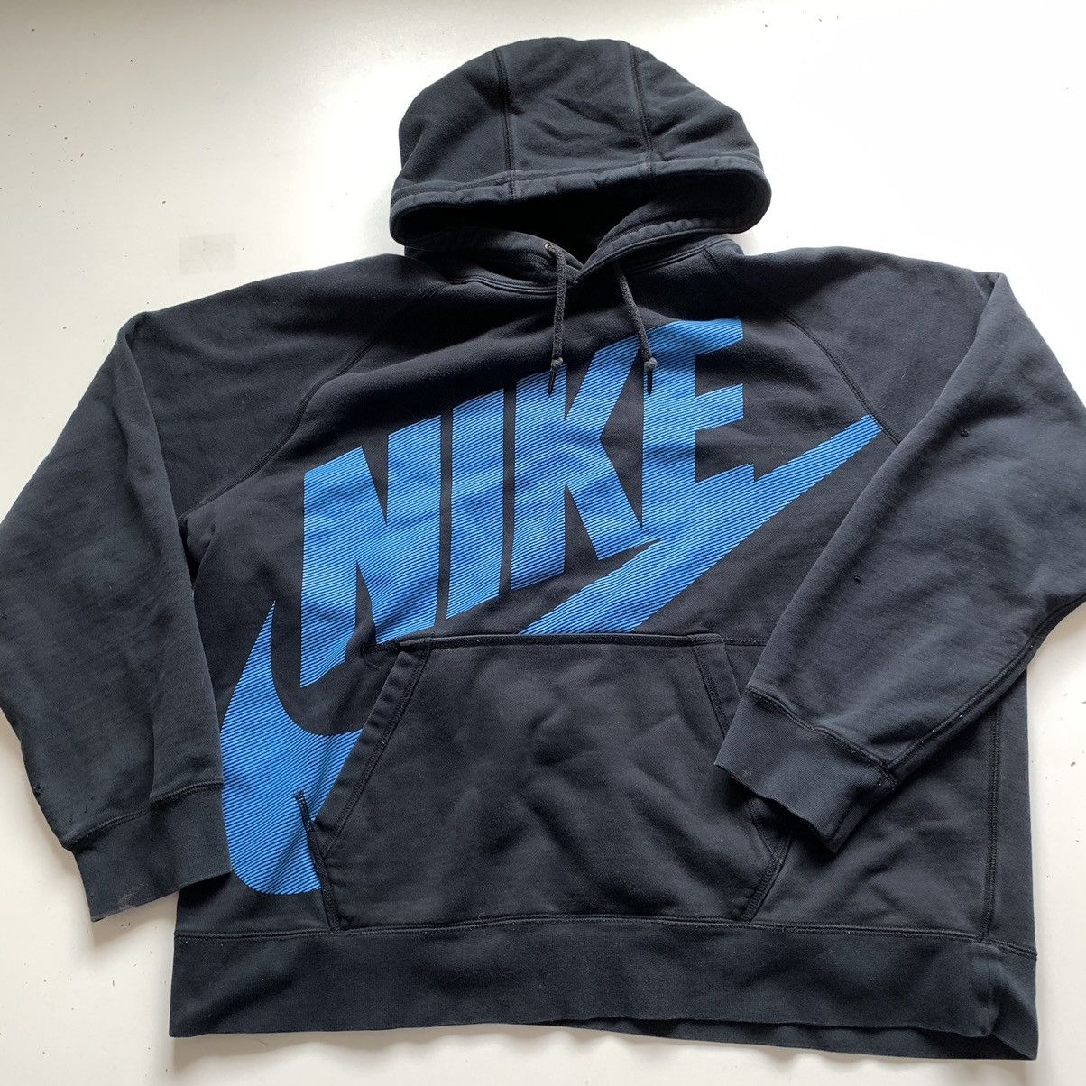 Nike Vintage 2000s Nike Big Swoosh Graphic Pullover Hoodie XL Size US XL / EU 56 / 4 - 1 Thumbnail