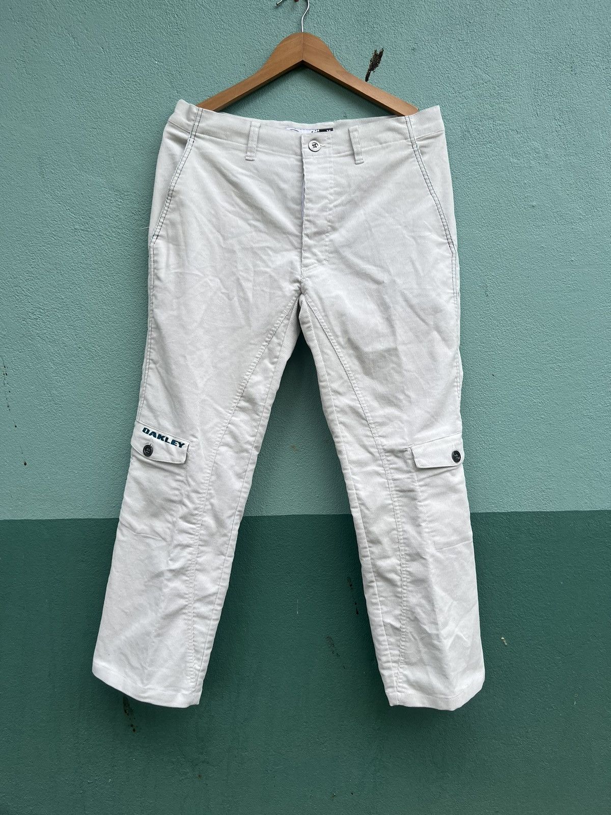 Oakley × Vintage Vintage Okley Corduroy Cargo Pocket Pants Size US 34 / EU 50 - 1 Thumbnail