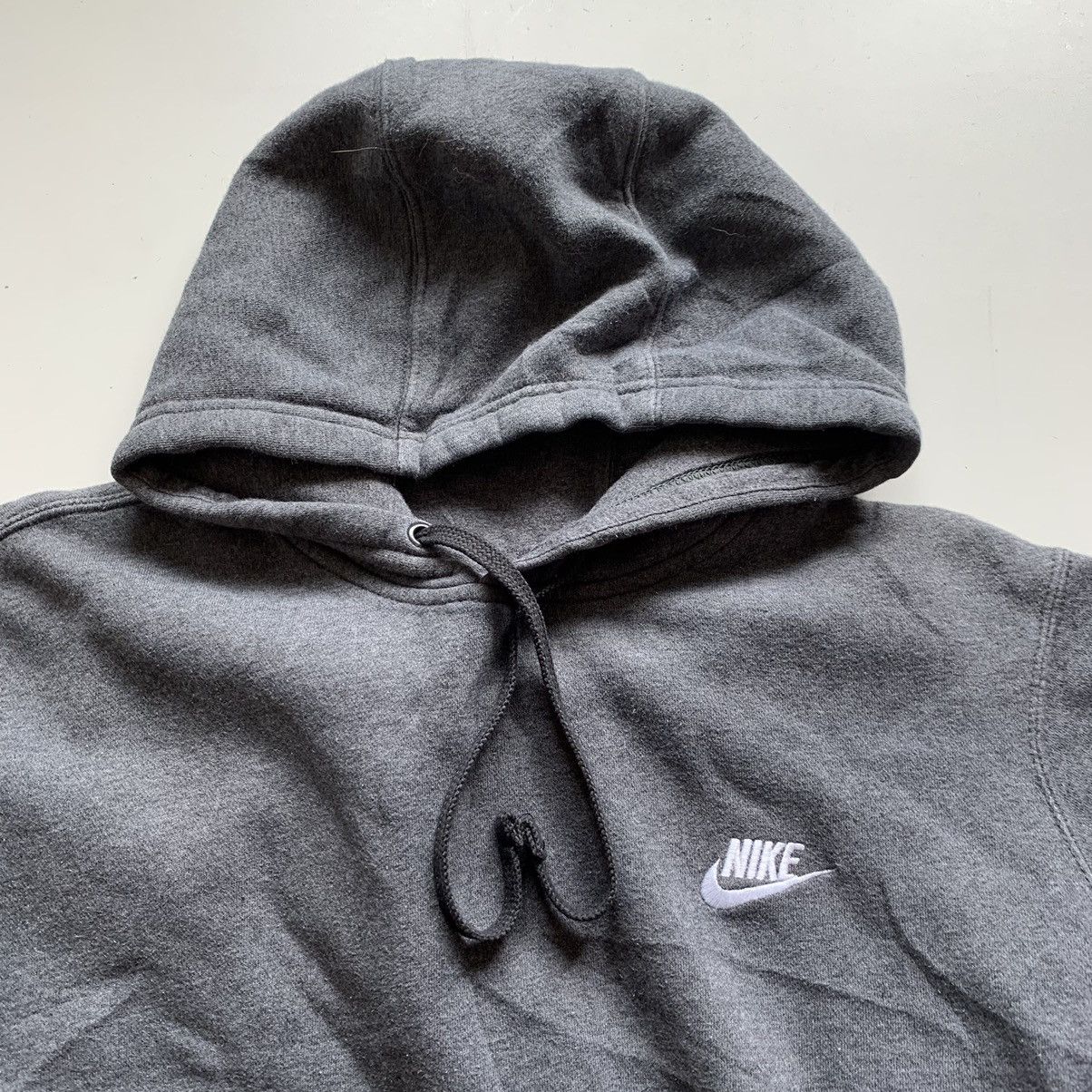 Nike Vintage 2000s Nike Embroidered Swoosh Hoodie Large Rare Size US L / EU 52-54 / 3 - 2 Thumbnail