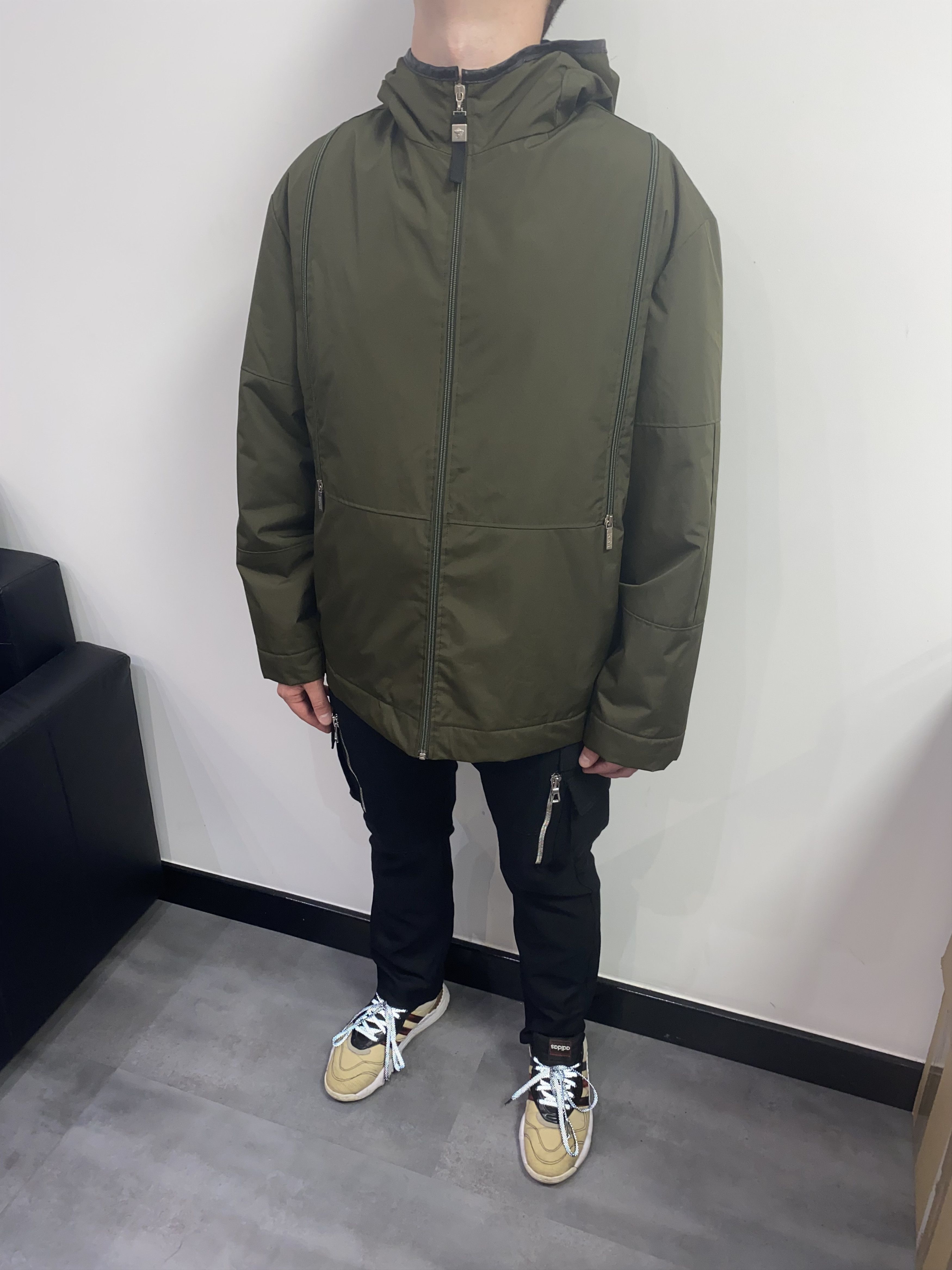 Versace Versace Technical Military Green Tactical Light Jacket Size US XL / EU 56 / 4 - 2 Thumbnail