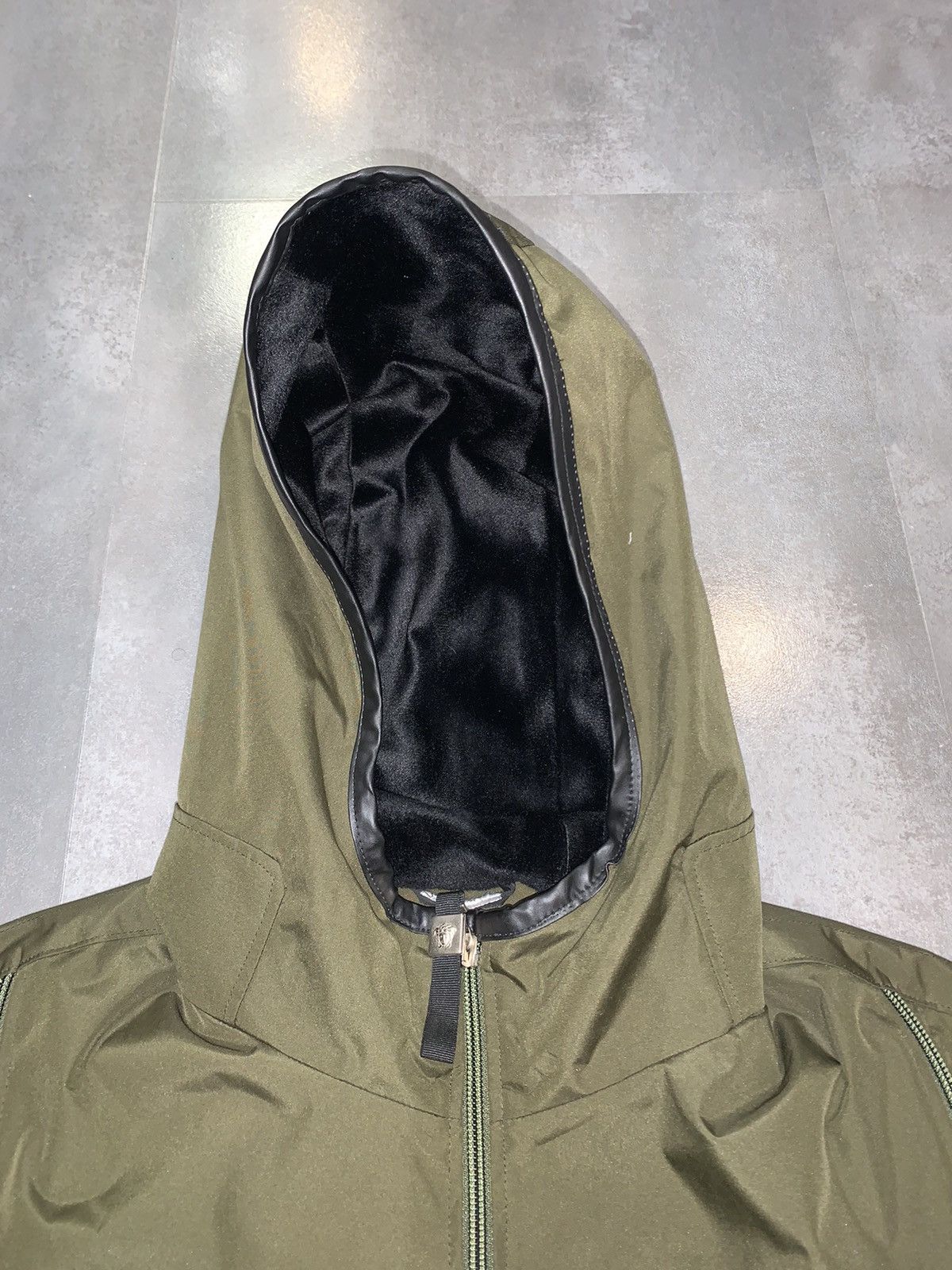 Versace Versace Technical Military Green Tactical Light Jacket Size US XL / EU 56 / 4 - 15 Thumbnail