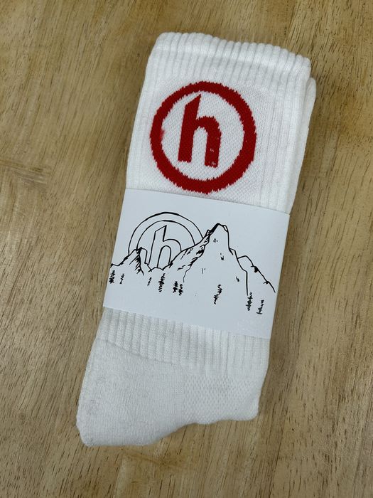 HIDDEN Hidden NY Socks White / Red | Grailed