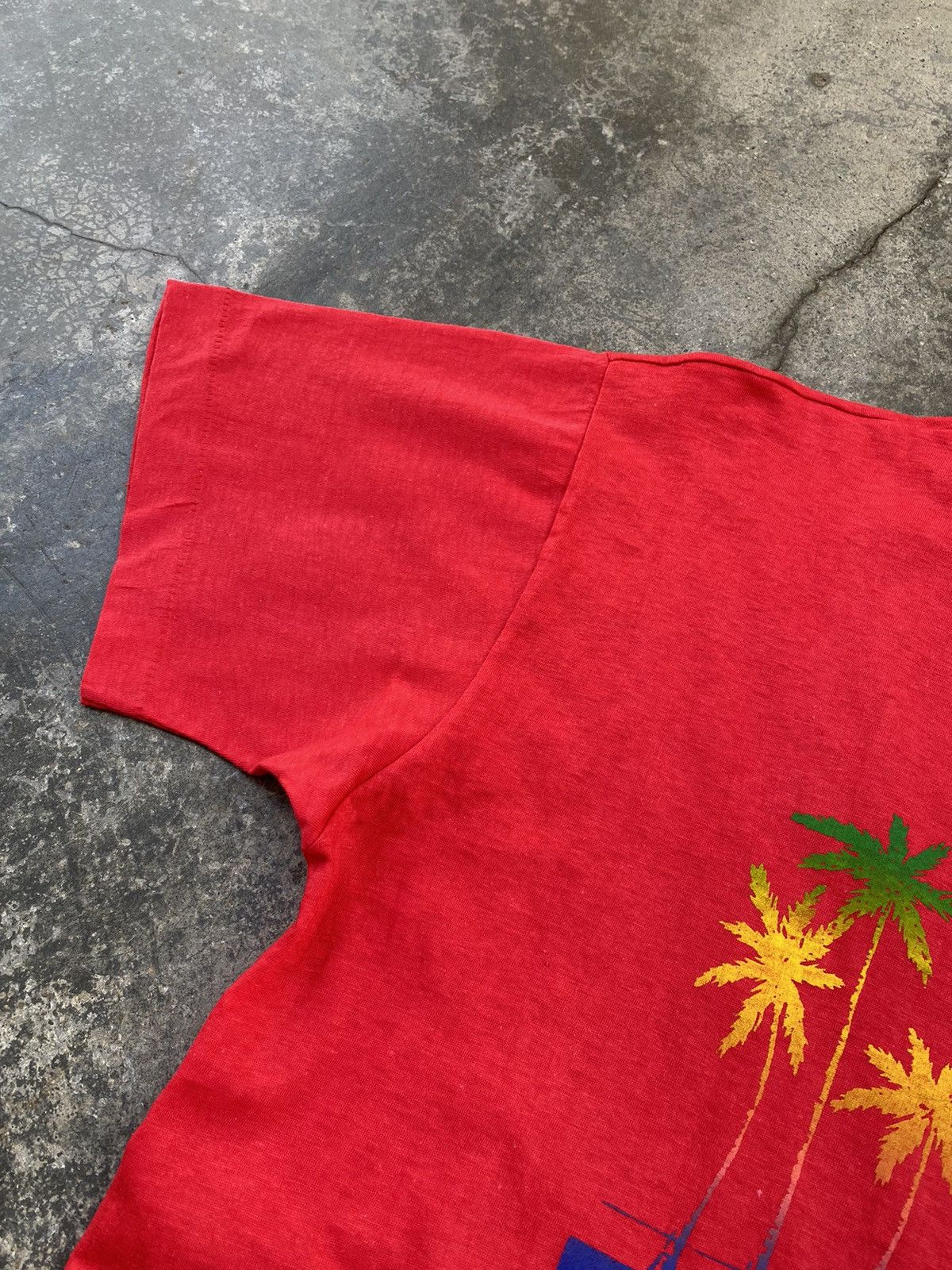 Vintage Vintage Hawaii Tropical Island Love Story Tees Size US M / EU 48-50 / 2 - 5 Thumbnail