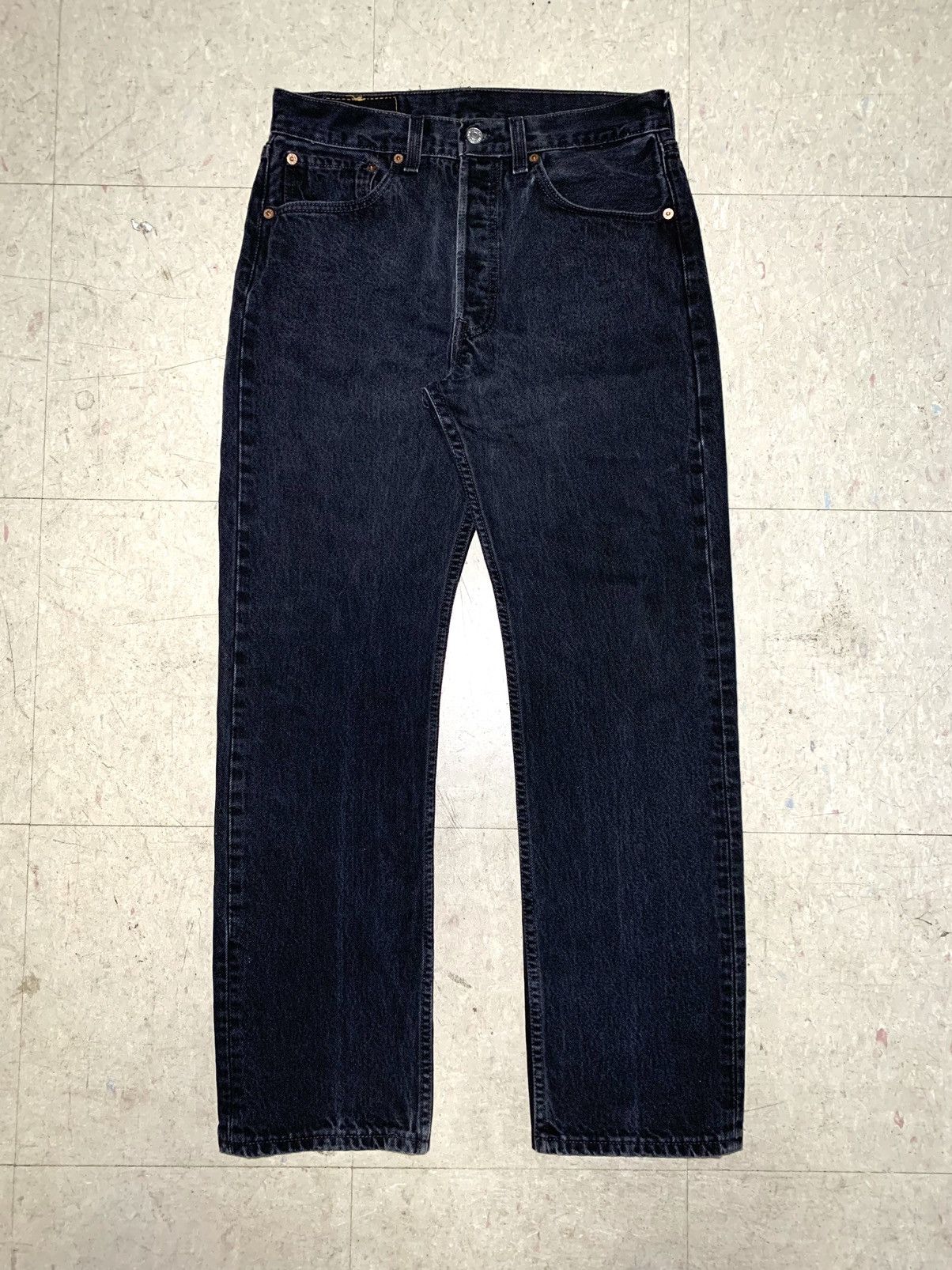 Levi's × Vintage Vintage Levi's 501 Faded Black Denim Jeans 29x28 Made In USA Size US 29 - 1 Thumbnail