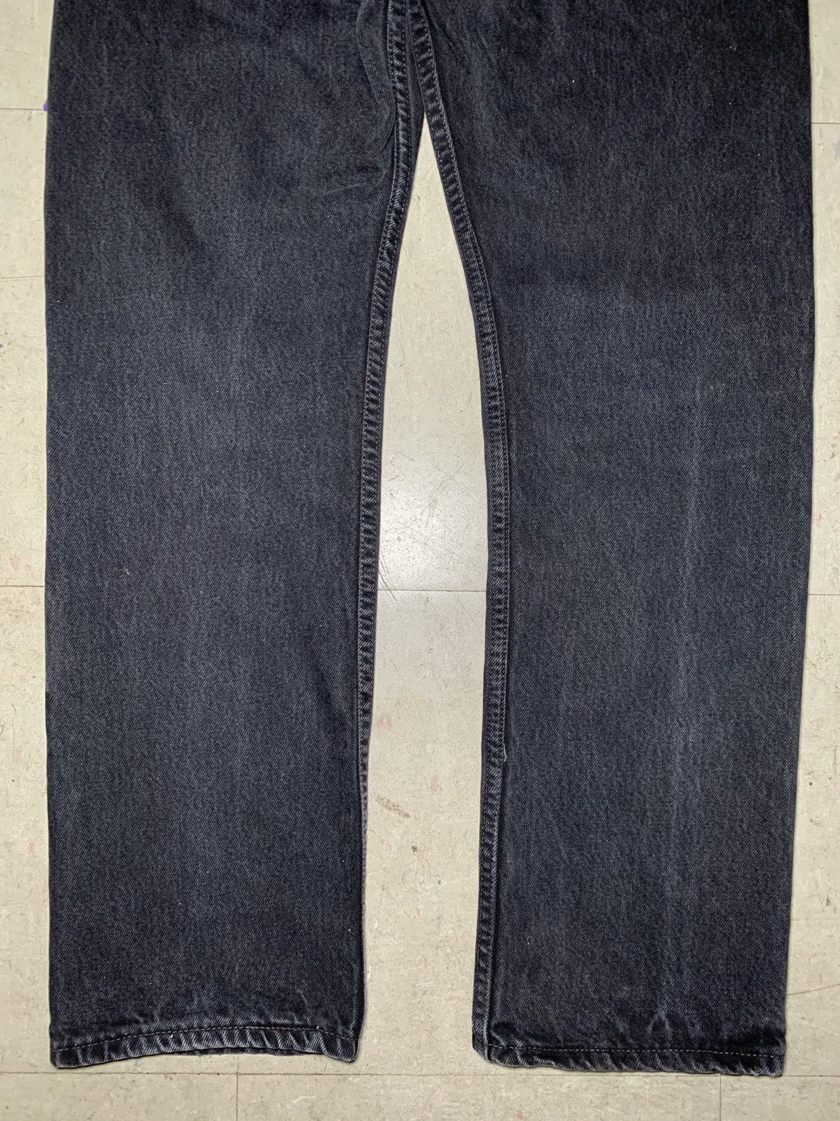 Levi's × Vintage Vintage Levi's 501 Faded Black Denim Jeans 29x28 Made In USA Size US 29 - 5 Thumbnail